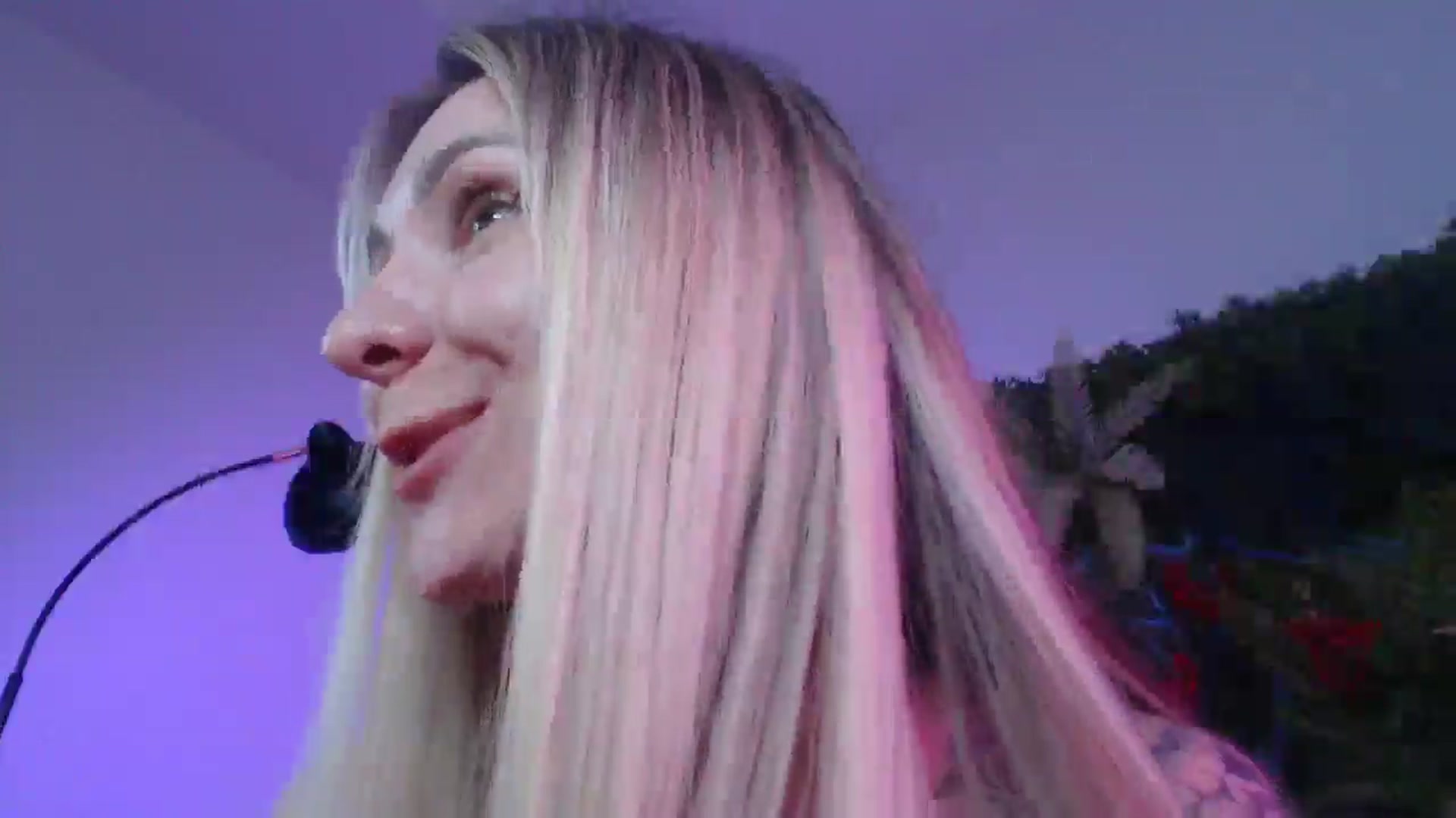 Gallery image thumbnail from Horny_Blond's myfreecams stream on, 07/12/2025, 13:00 image 19 of 20