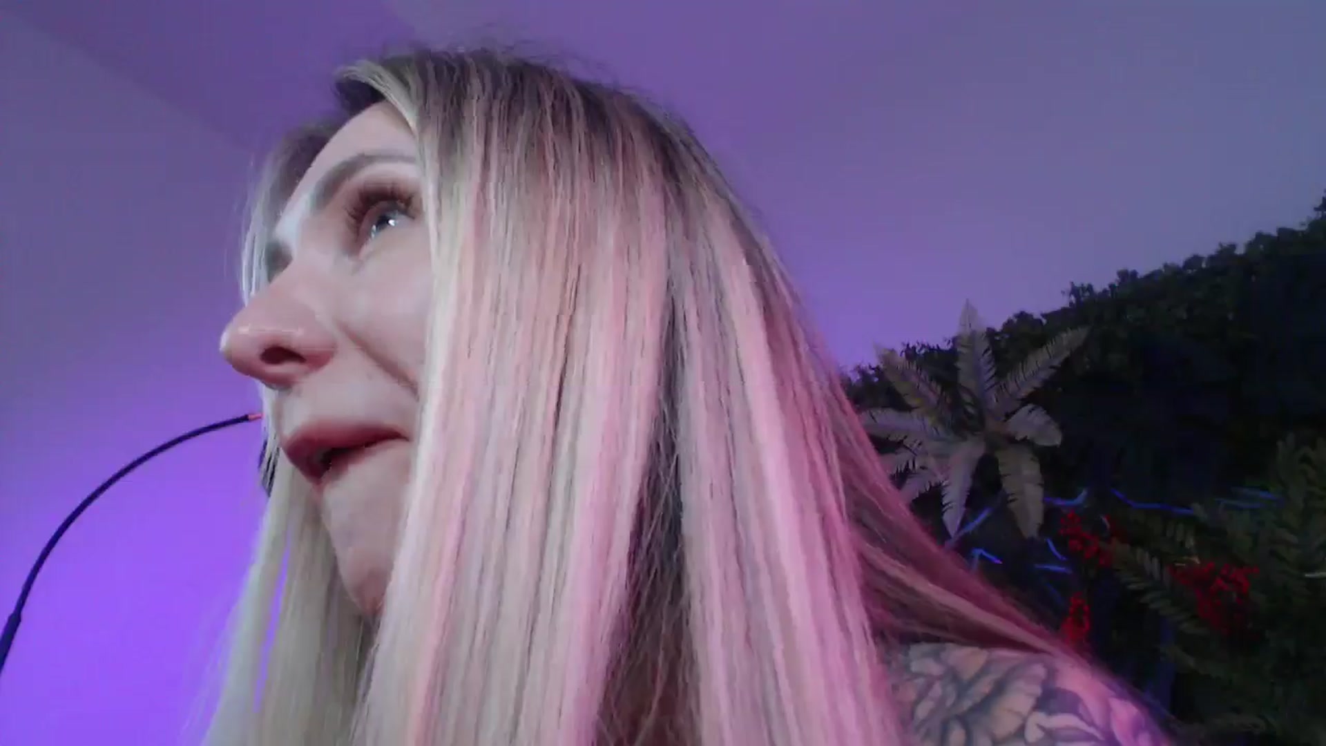 Gallery image thumbnail from Horny_Blond's myfreecams stream on, 07/12/2025, 13:00 image 14 of 20