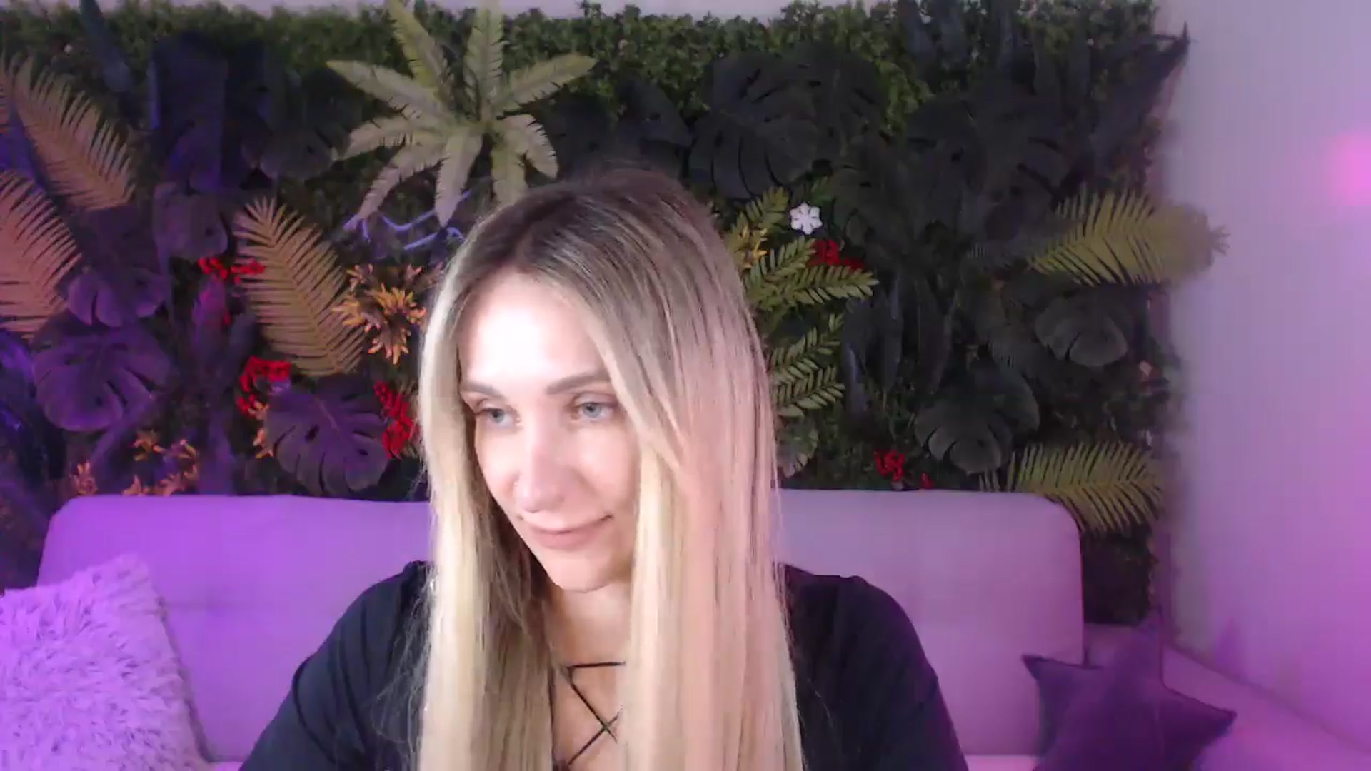 Gallery image thumbnail from Horny_Blond's myfreecams stream on, 07/13/2025, 08:53 image 9 of 20