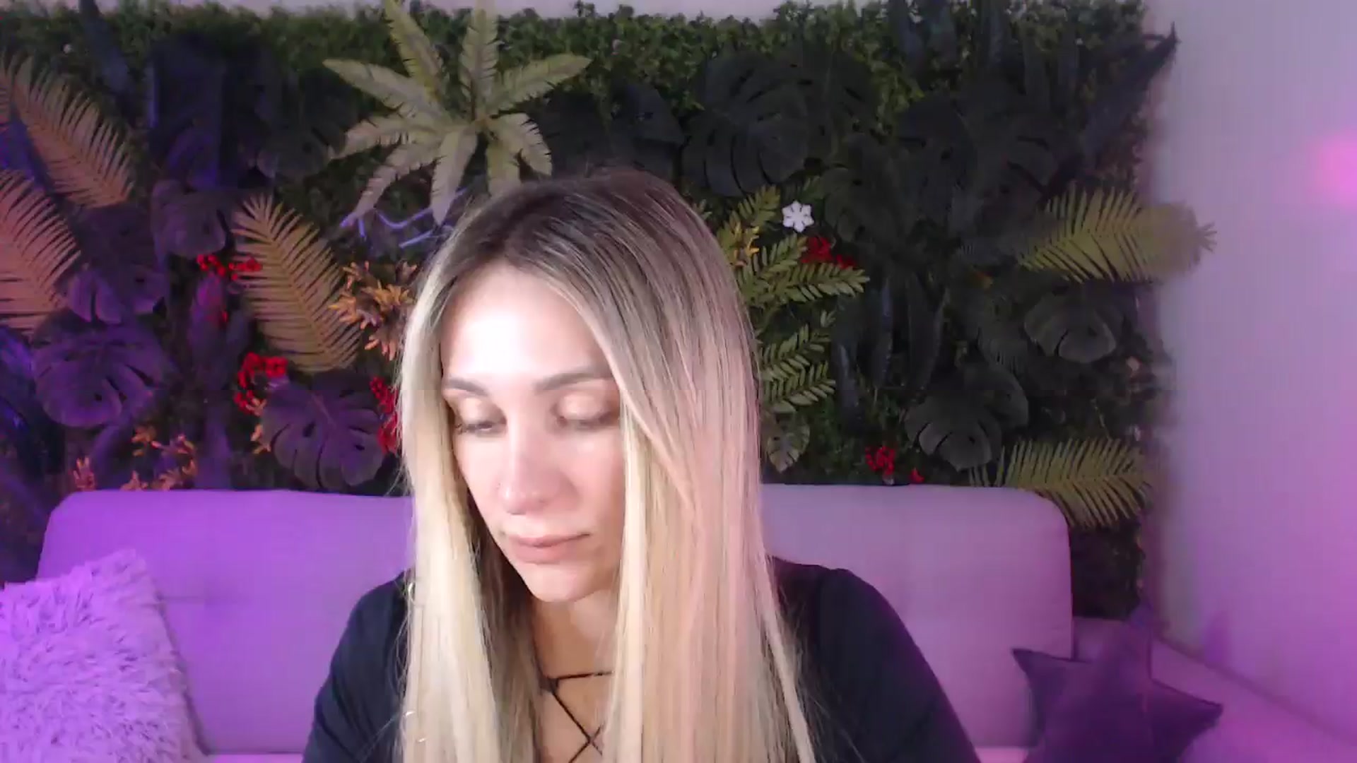 Gallery image thumbnail from Horny_Blond's myfreecams stream on, 07/13/2025, 08:53 image 10 of 20
