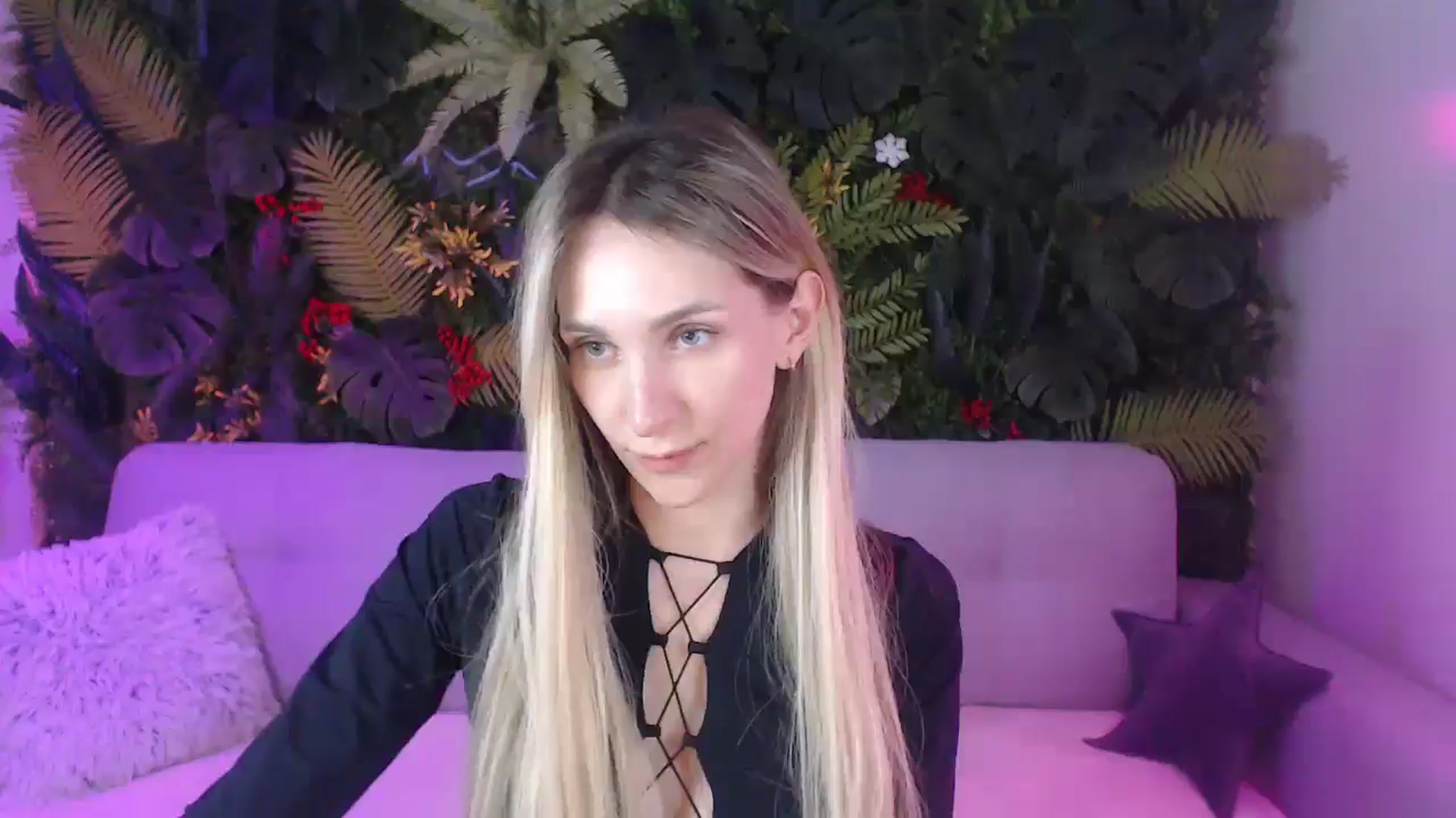 Gallery image thumbnail from Horny_Blond's myfreecams stream on, 07/13/2025, 09:44 image 11 of 20