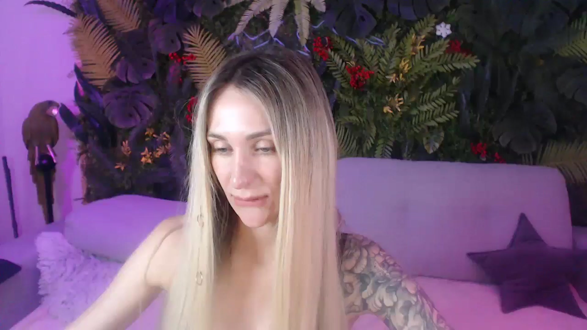 Gallery image thumbnail from Horny_Blond's myfreecams stream on, 07/14/2025, 09:05 image 3 of 20