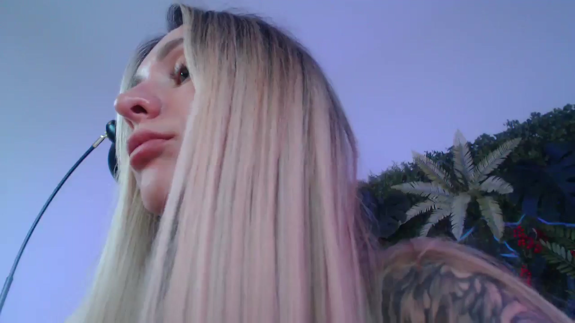 Gallery image thumbnail from Horny_Blond's myfreecams stream on, 07/14/2025, 13:17 image 2 of 20