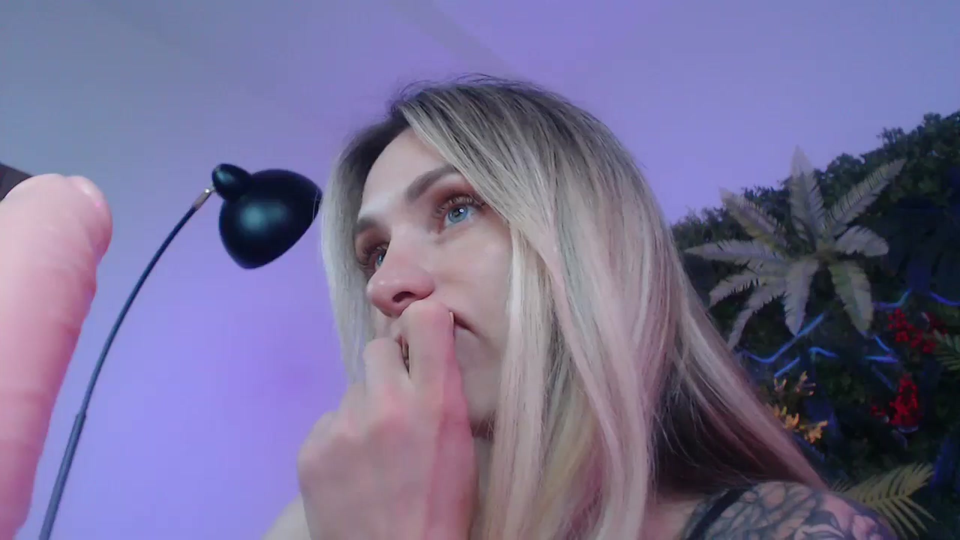 Gallery image thumbnail from Horny_Blond's myfreecams stream on, 07/15/2025, 10:56 image 6 of 20