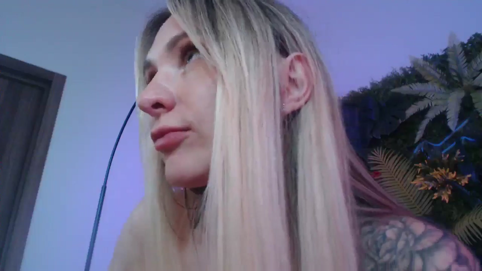Gallery image thumbnail from Horny_Blond's myfreecams stream on, 07/15/2025, 13:54 image 17 of 20