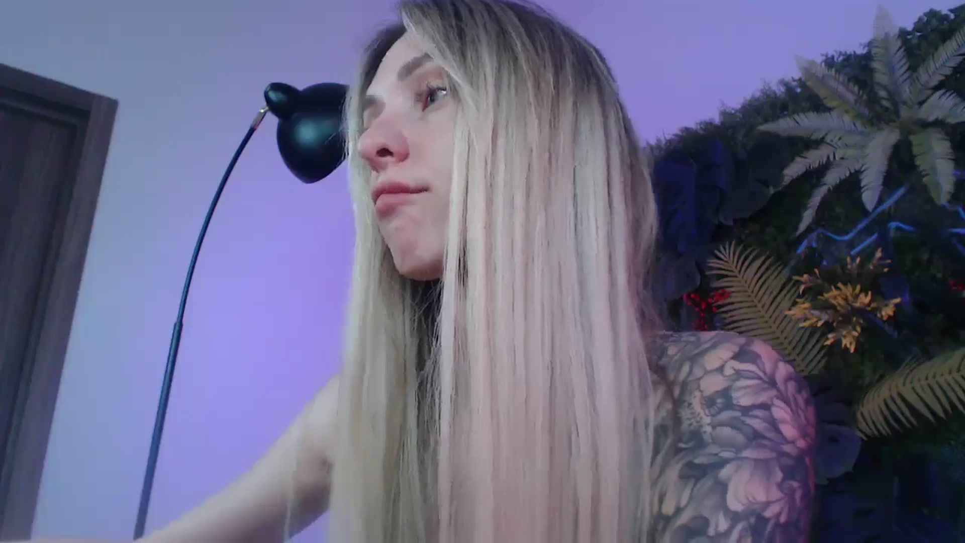 Gallery image thumbnail from Horny_Blond's myfreecams stream on, 07/15/2025, 13:54 image 6 of 20