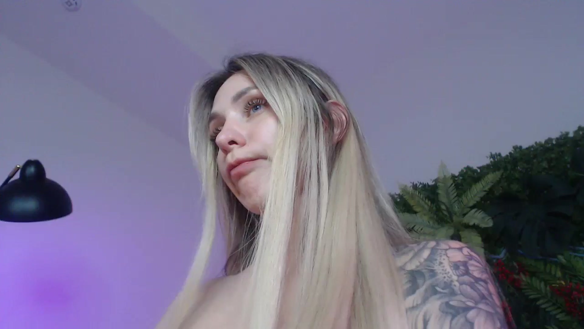 Gallery image thumbnail from Horny_Blond's myfreecams stream on, 07/19/2025, 13:14 image 14 of 20