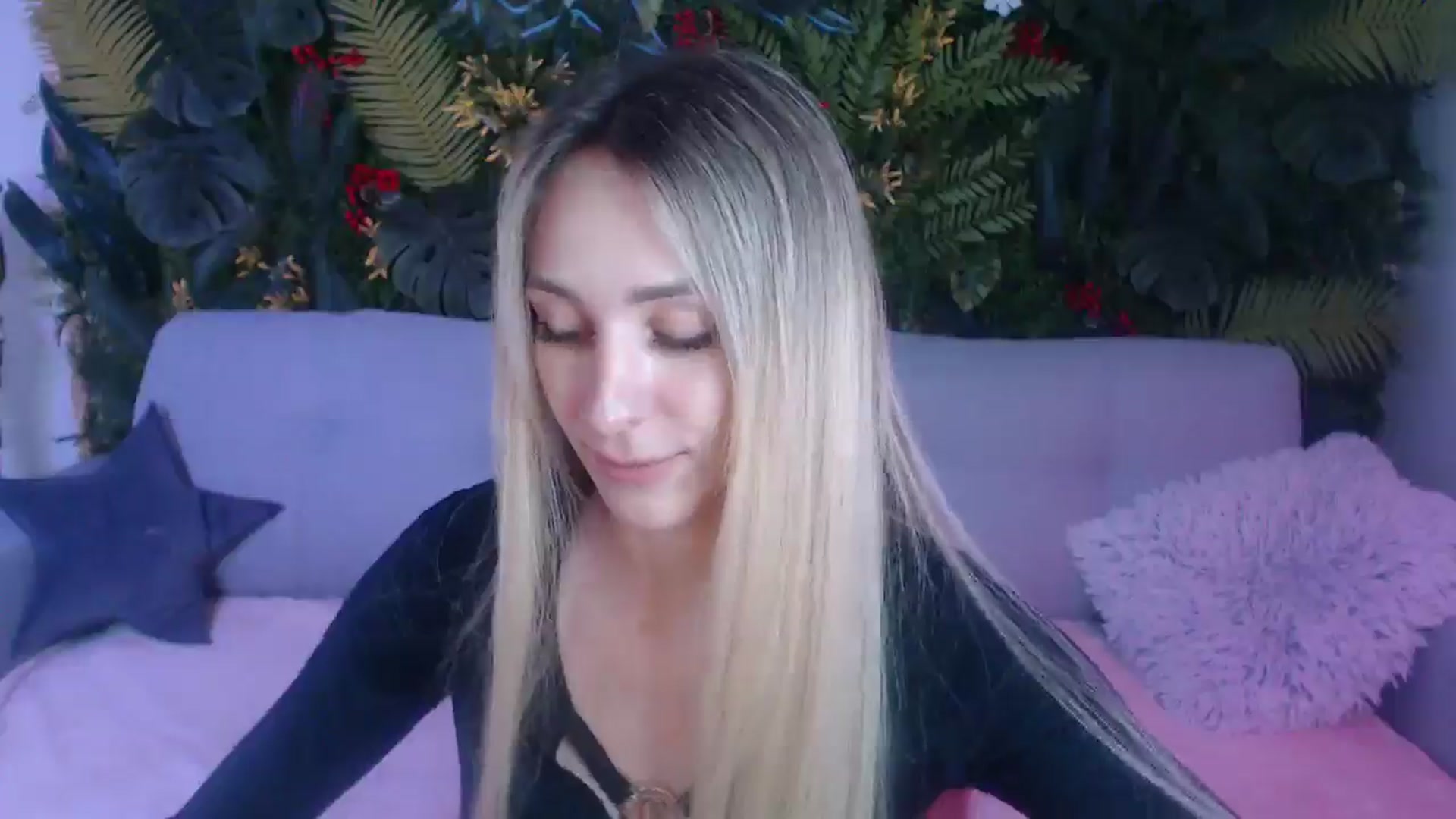 Gallery image thumbnail from Horny_Blond's myfreecams stream on, 07/20/2025, 08:23 image 18 of 20