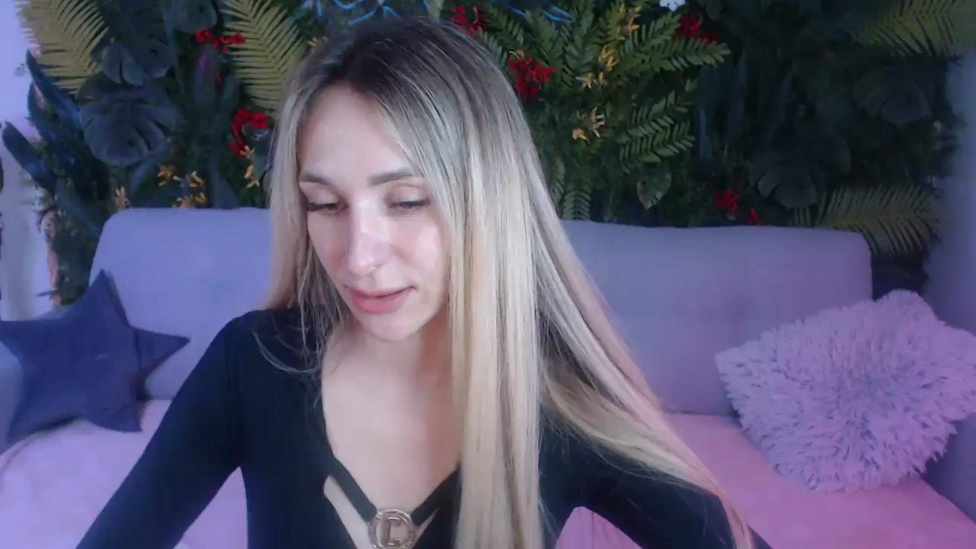 Gallery image thumbnail from Horny_Blond's myfreecams stream on, 07/20/2025, 08:23 image 12 of 20