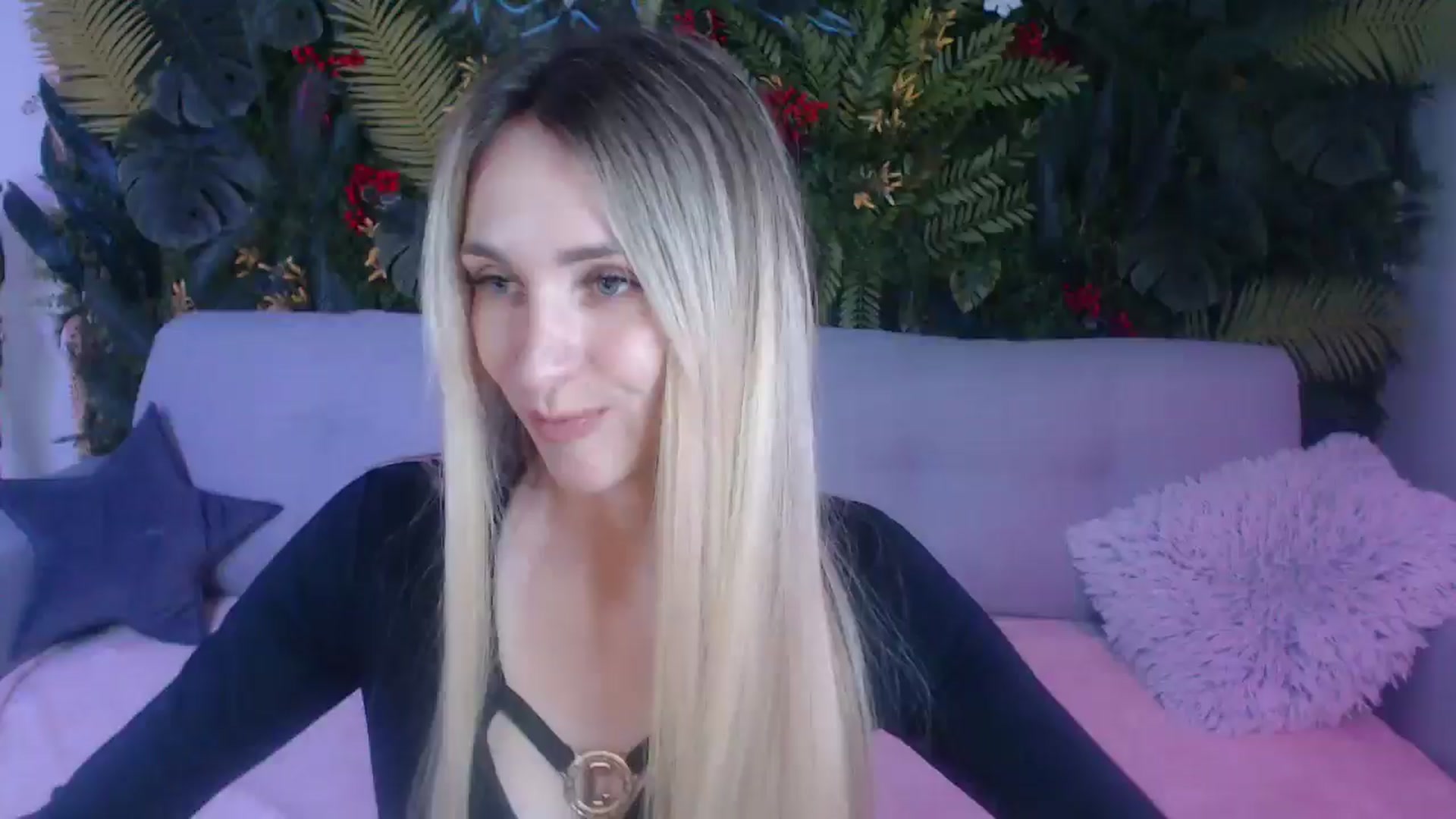 Gallery image thumbnail from Horny_Blond's myfreecams stream on, 07/20/2025, 08:23 image 4 of 20