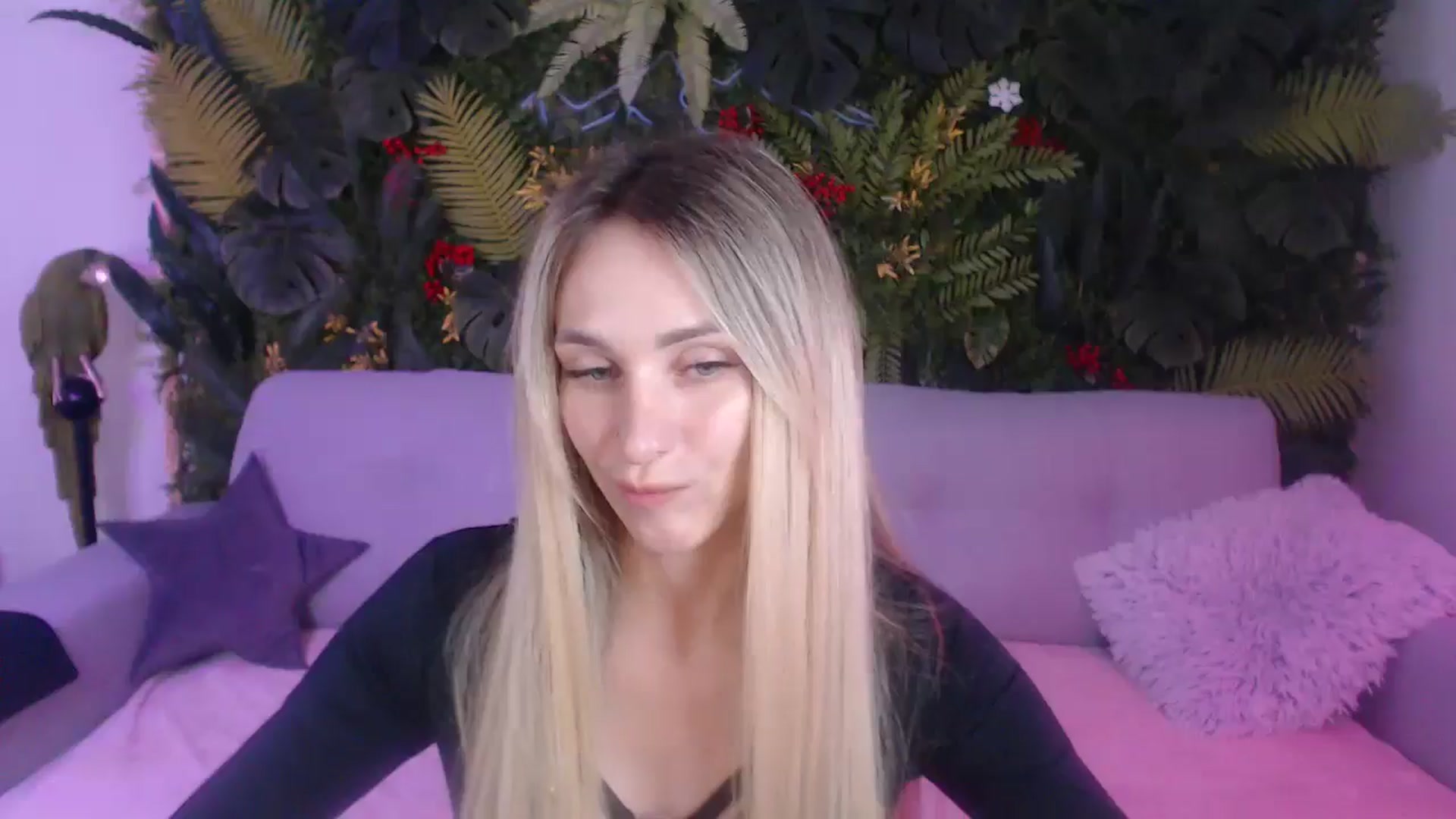 Gallery image thumbnail from Horny_Blond's myfreecams stream on, 07/20/2025, 10:14 image 1 of 20