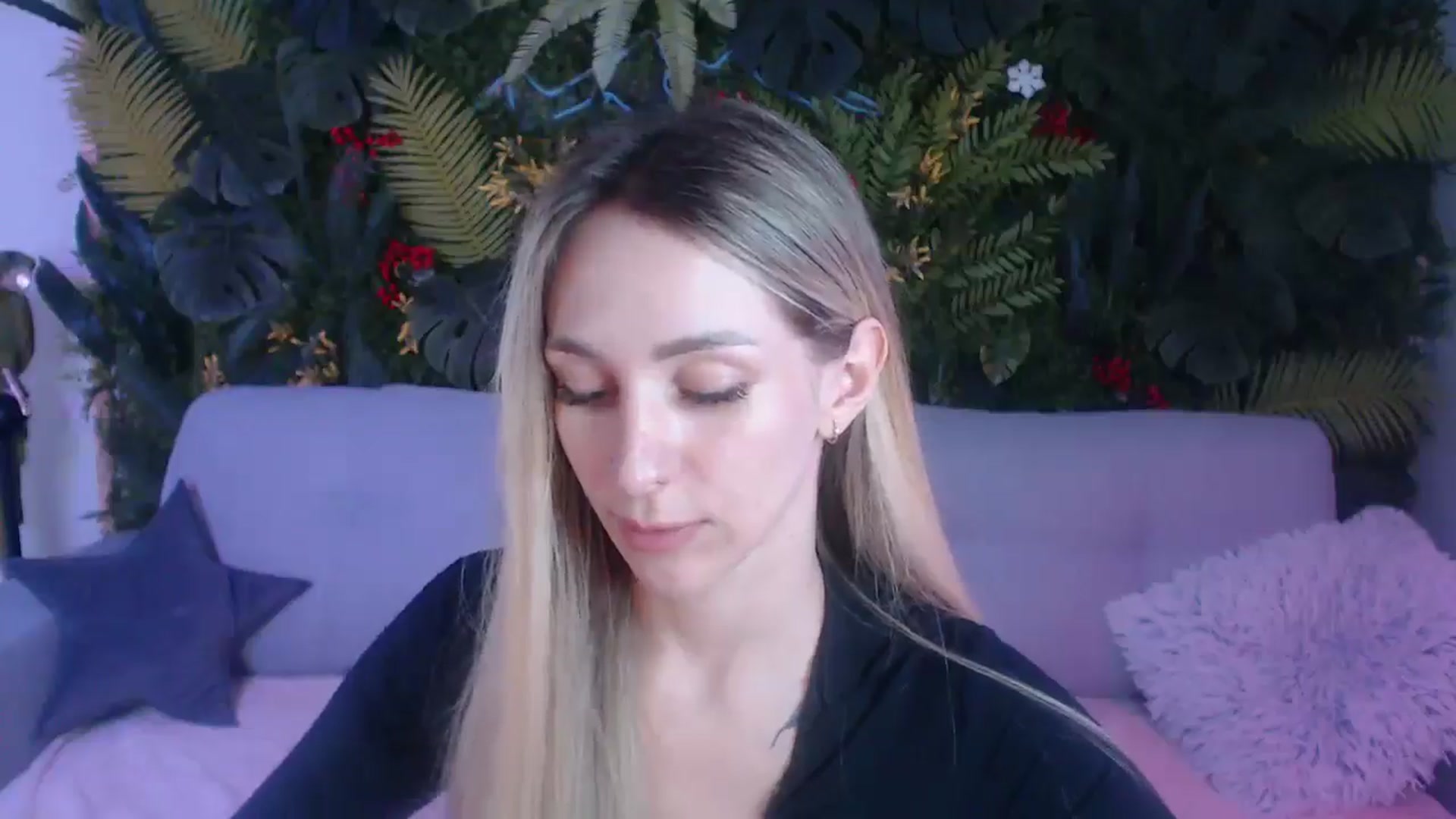 Gallery image thumbnail from Horny_Blond's myfreecams stream on, 07/20/2025, 10:14 image 3 of 20