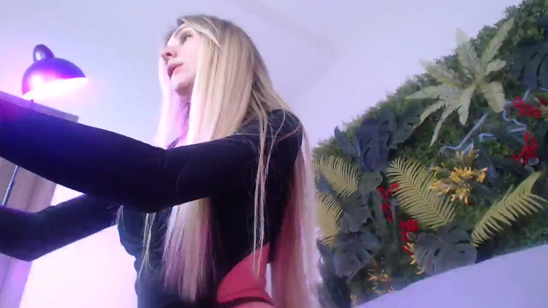 Gallery image thumbnail from Horny_Blond's myfreecams stream on, 07/20/2025, 10:53 image 16 of 20