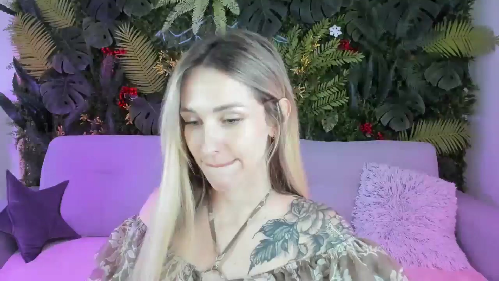 Gallery image thumbnail from Horny_Blond's myfreecams stream on, 07/23/2025, 09:16 image 16 of 20