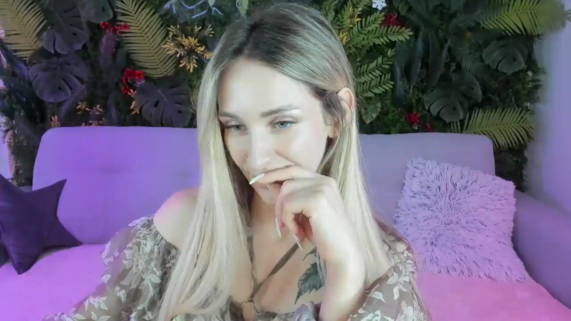 Gallery image thumbnail from Horny_Blond's myfreecams stream on, 07/23/2025, 09:16 image 5 of 20