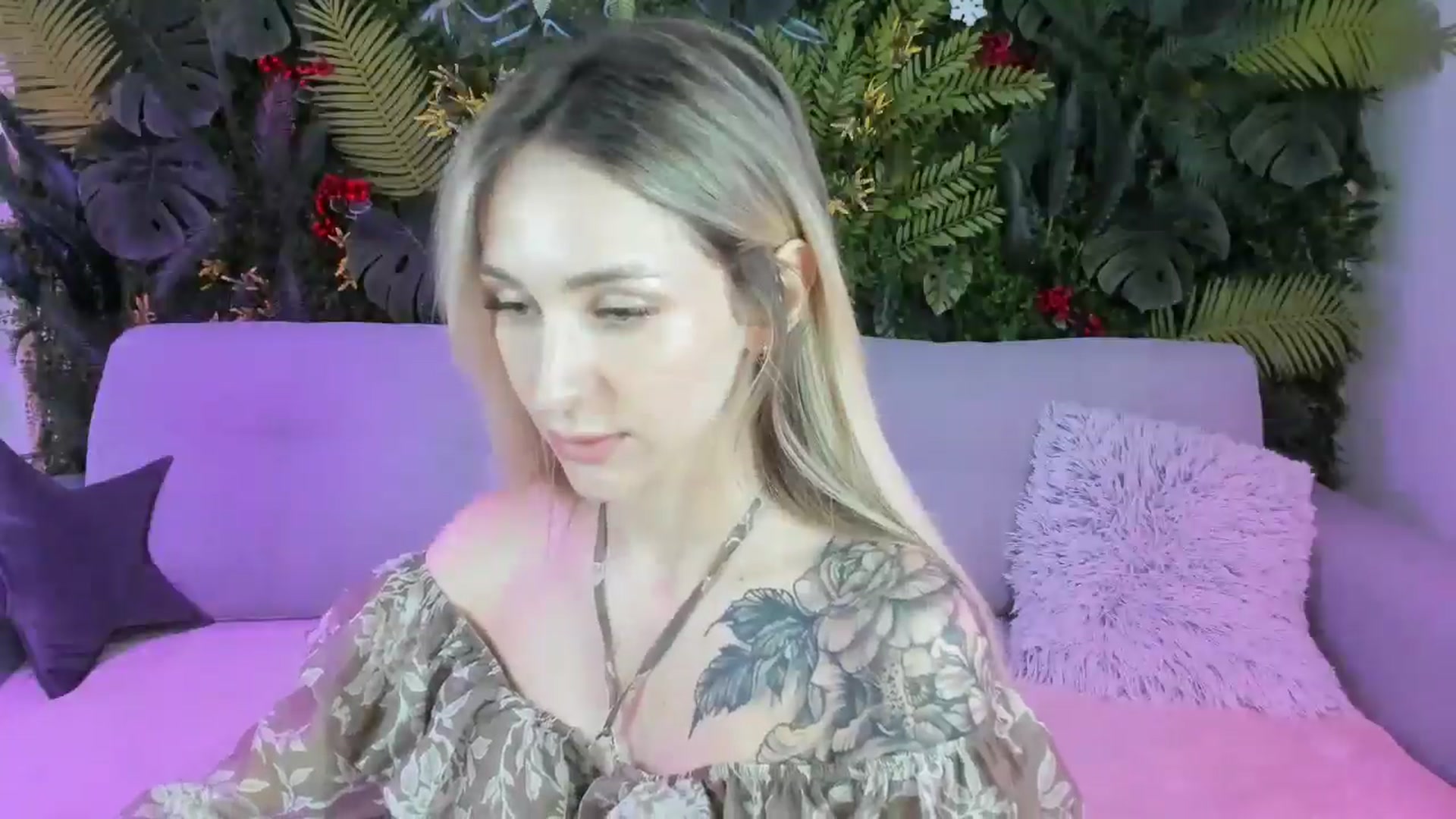 Gallery image thumbnail from Horny_Blond's myfreecams stream on, 07/23/2025, 09:16 image 2 of 20