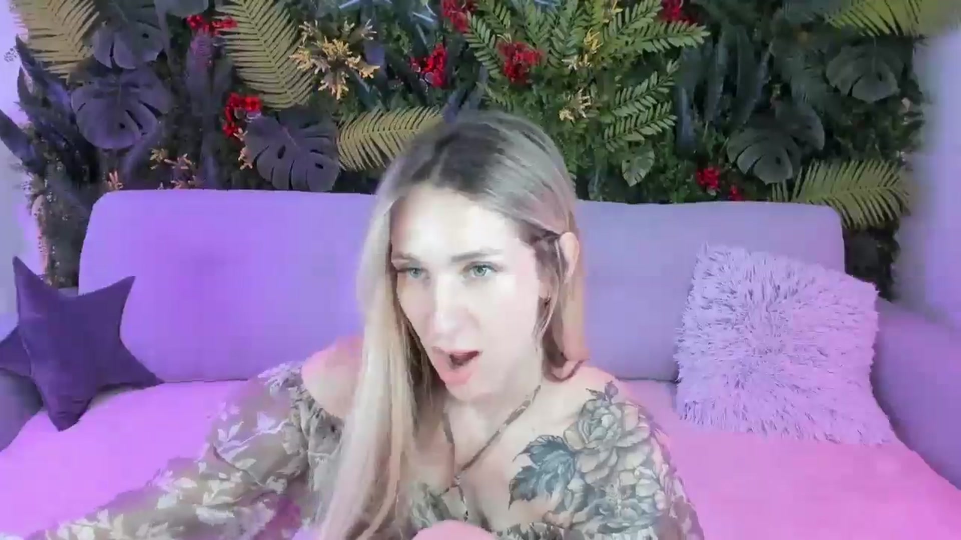 Gallery image thumbnail from Horny_Blond's myfreecams stream on, 07/23/2025, 09:16 image 17 of 20