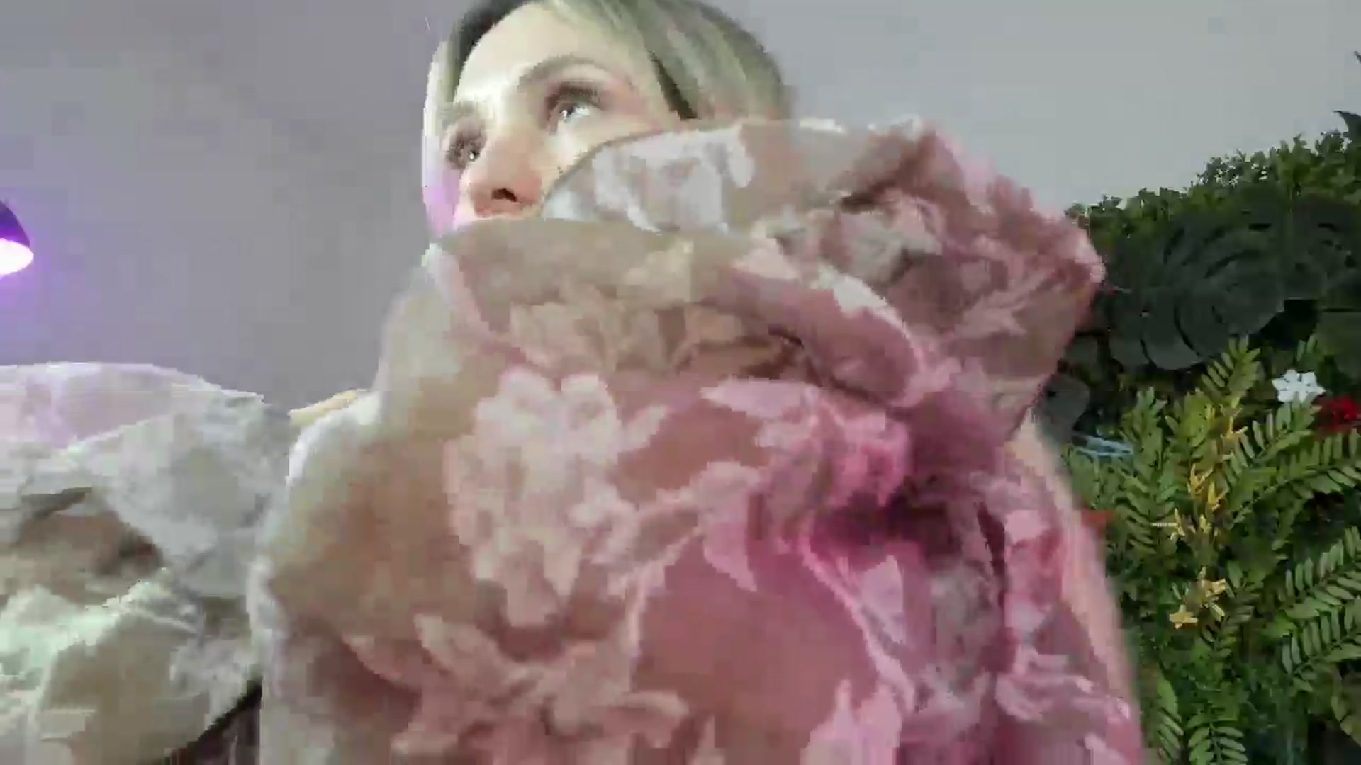 Gallery image thumbnail from Horny_Blond's myfreecams stream on, 07/23/2025, 12:01 image 11 of 20
