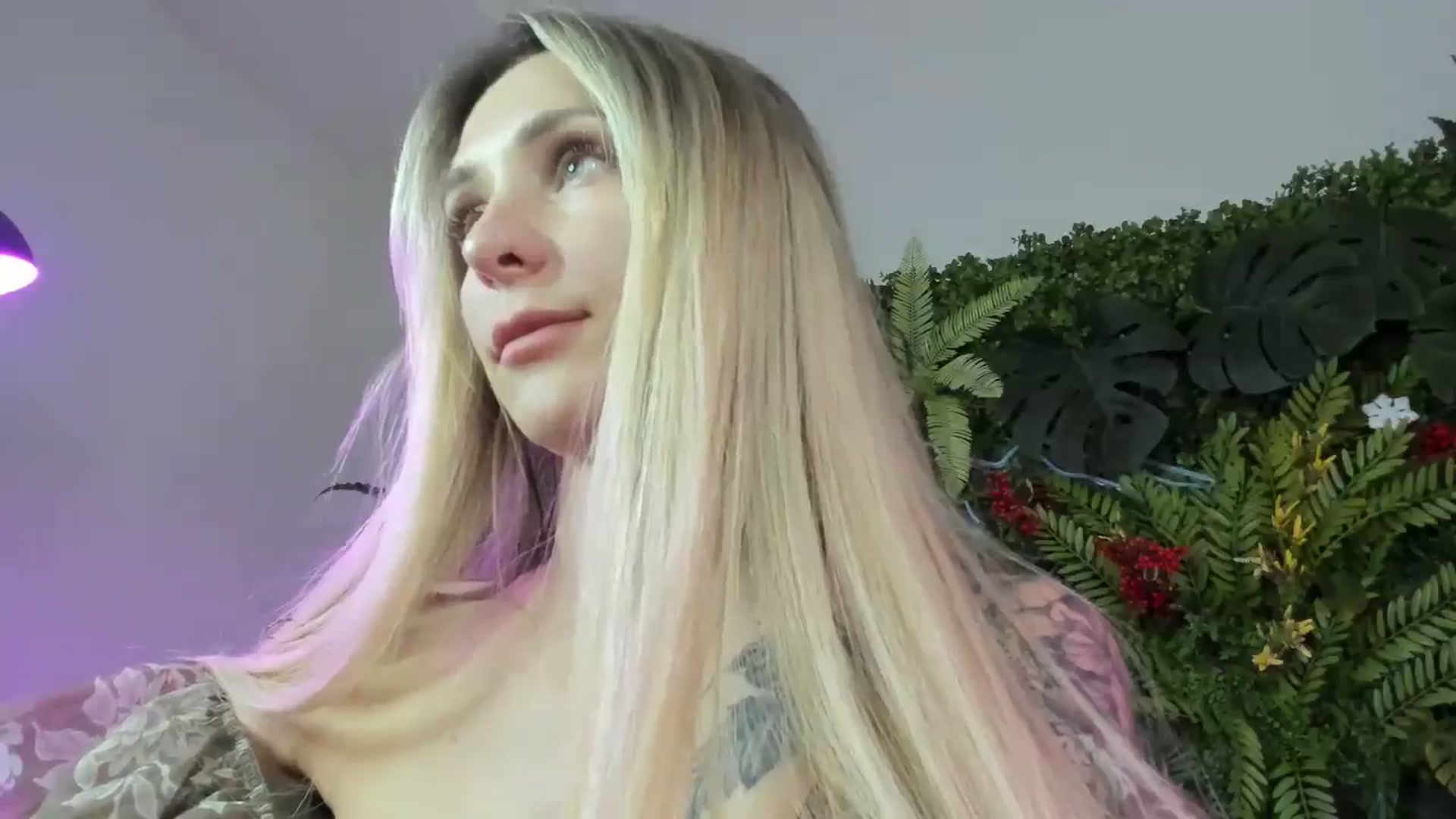 Gallery image thumbnail from Horny_Blond's myfreecams stream on, 07/23/2025, 12:01 image 10 of 20