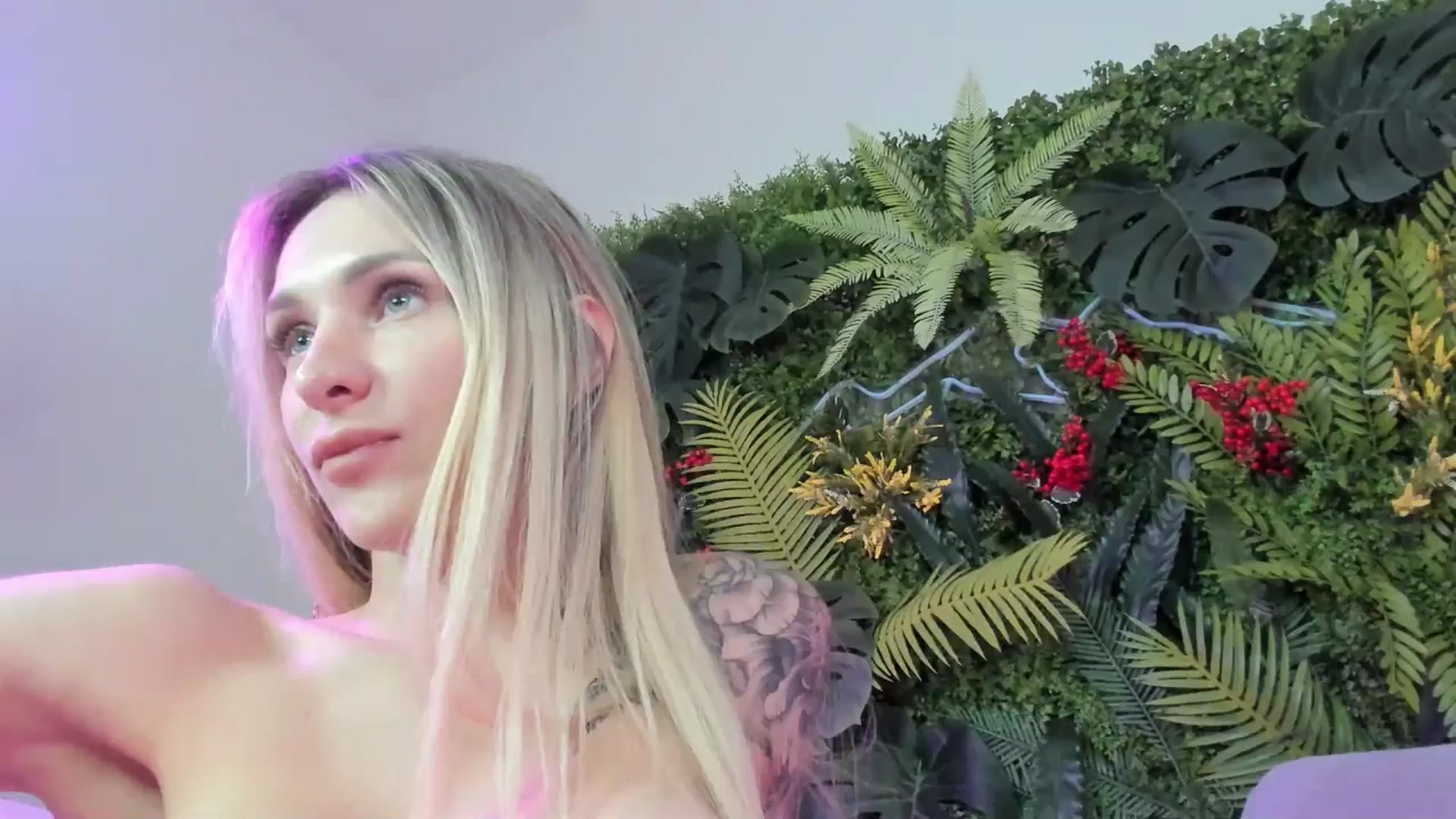 Gallery image thumbnail from Horny_Blond's myfreecams stream on, 07/27/2025, 10:51 image 5 of 20