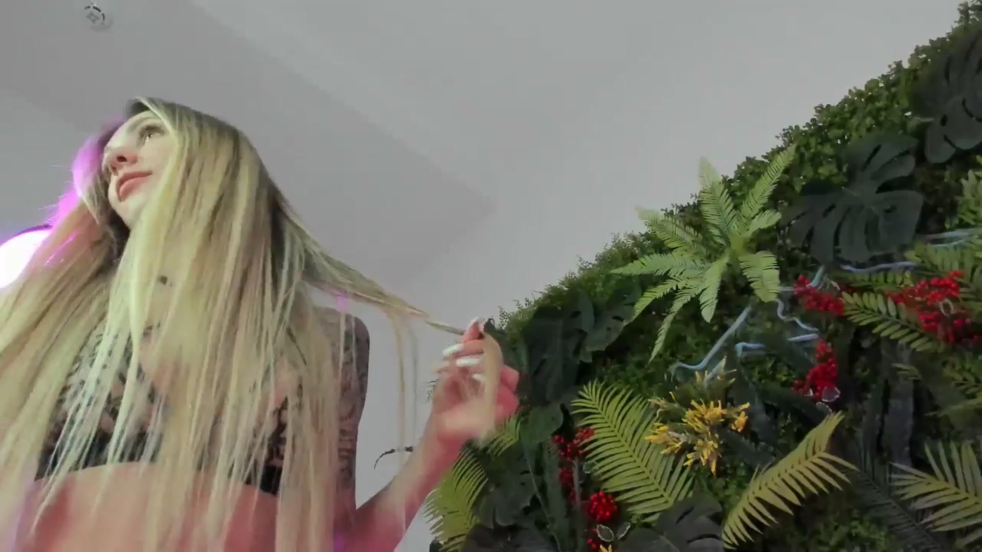 Gallery image thumbnail from Horny_Blond's myfreecams stream on, 07/28/2025, 09:30 image 15 of 20