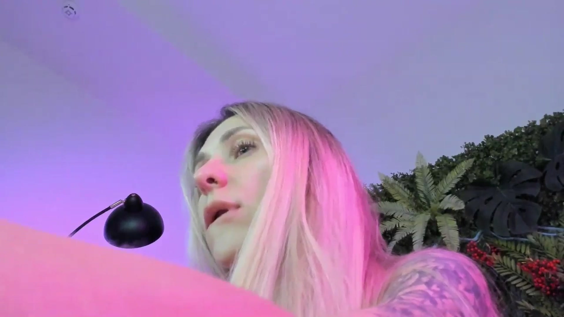 Gallery image thumbnail from Horny_Blond's myfreecams stream on, 07/29/2025, 12:00 image 18 of 20