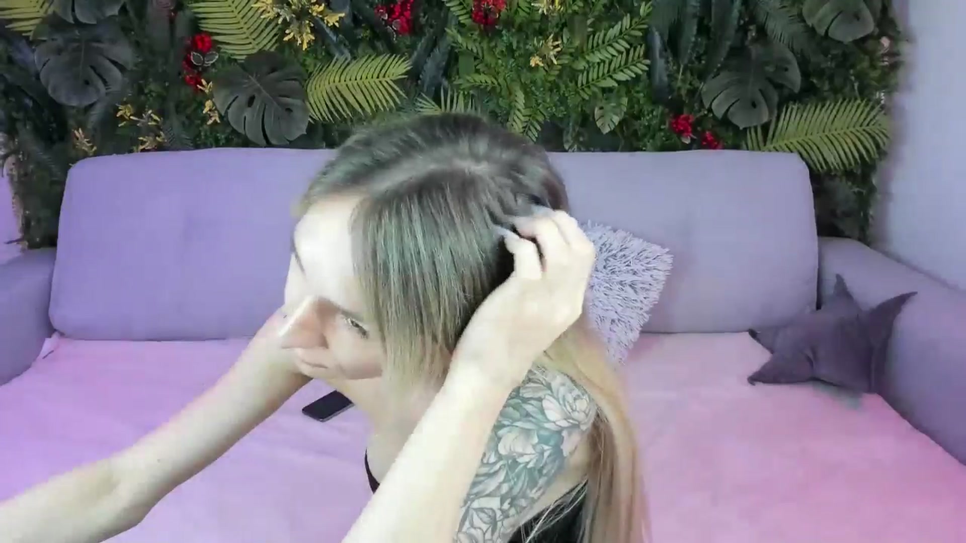 Gallery image thumbnail from Horny_Blond's myfreecams stream on, 08/04/2025, 12:10 image 2 of 20