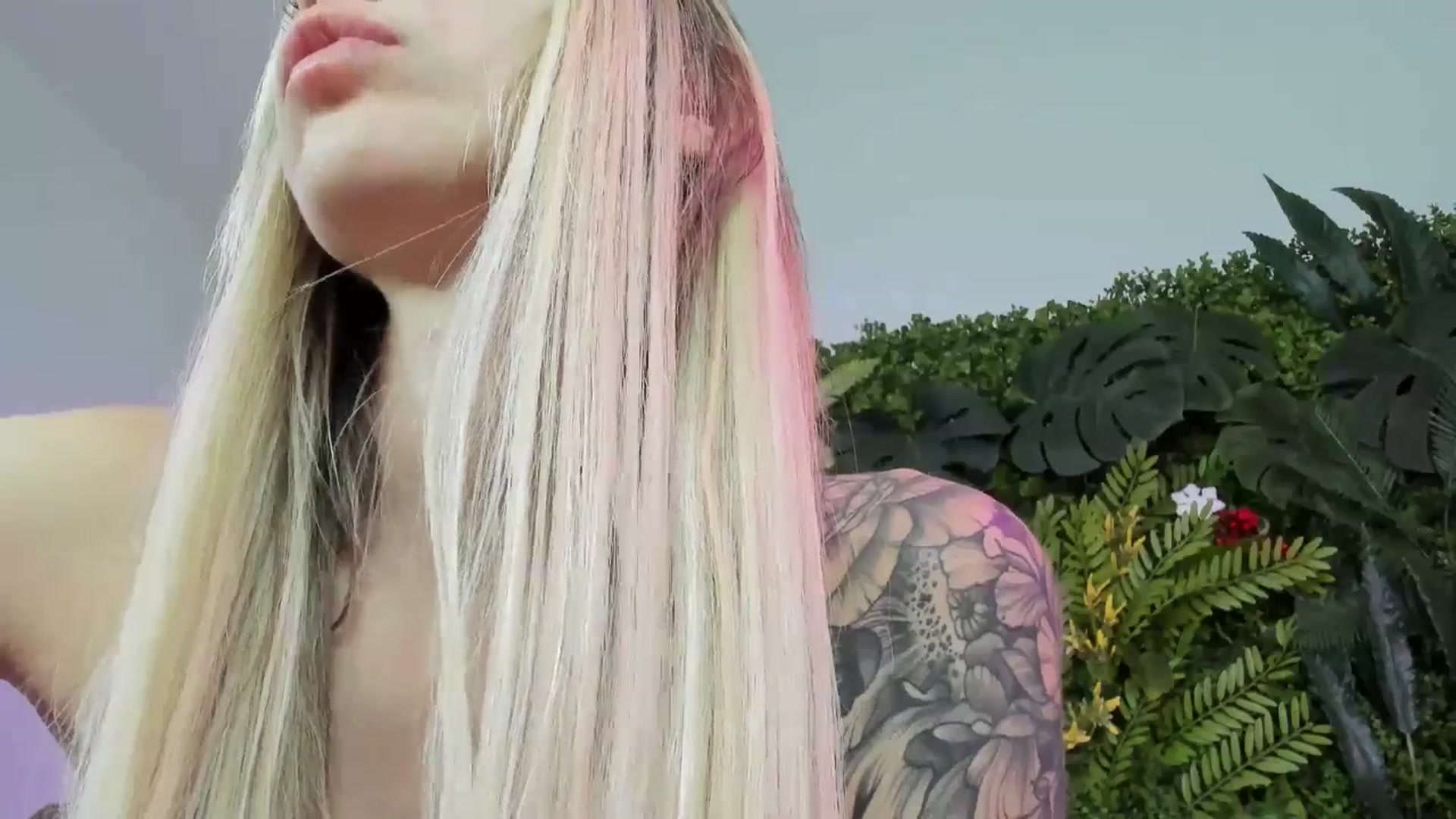 Gallery image thumbnail from Horny_Blond's myfreecams stream on, 08/05/2025, 13:12 image 20 of 20