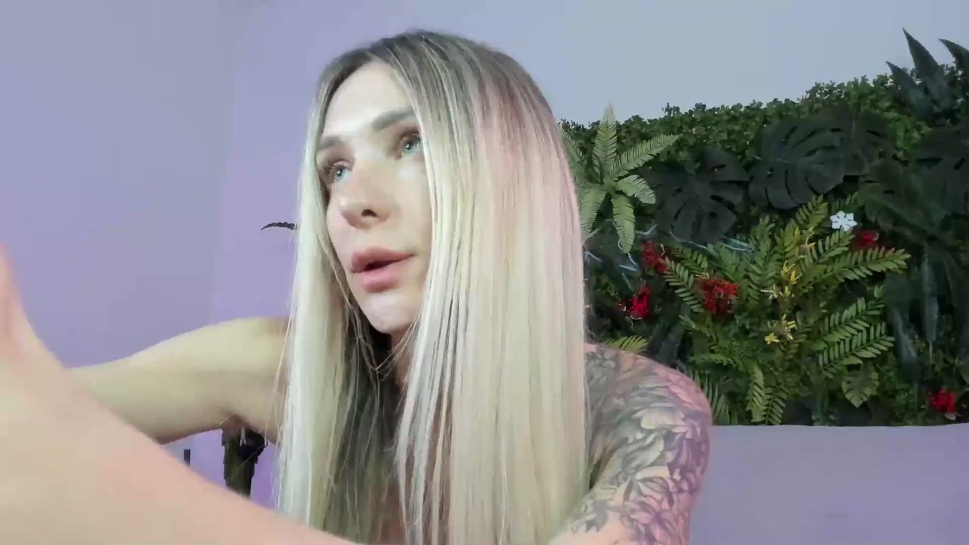 Gallery image thumbnail from Horny_Blond's myfreecams stream on, 08/09/2025, 12:53 image 6 of 20