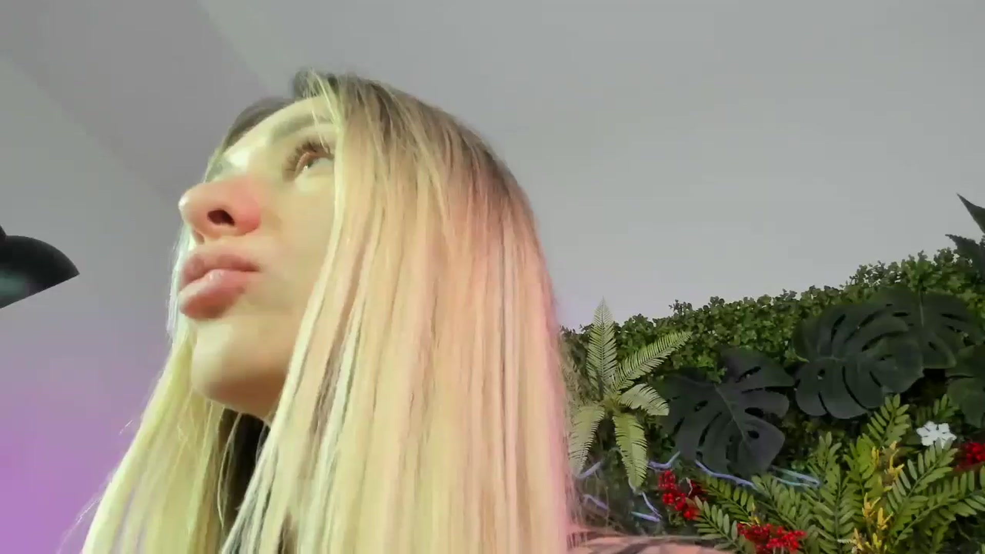 Gallery image thumbnail from Horny_Blond's myfreecams stream on, 08/11/2025, 12:33 image 16 of 20