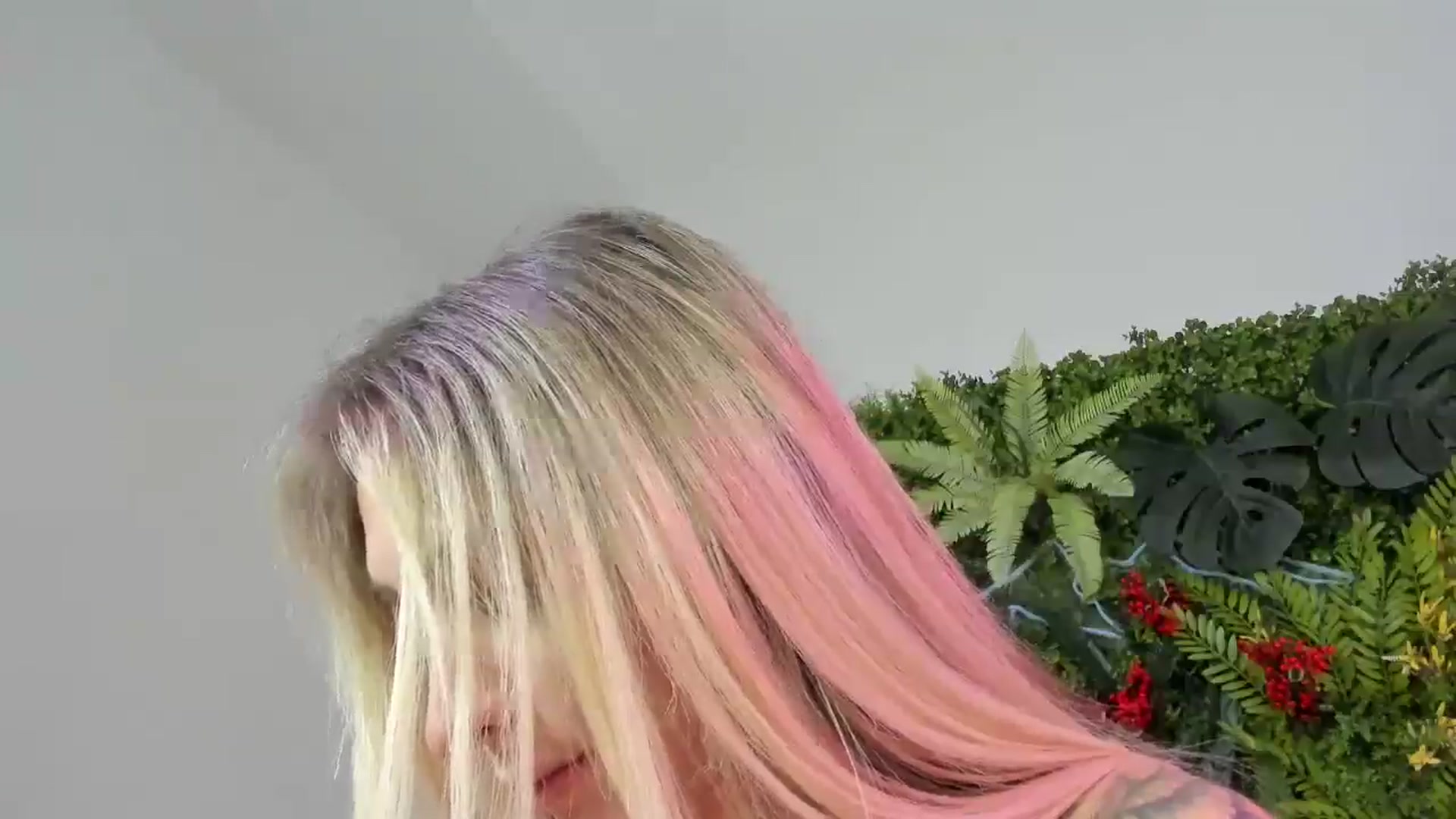 Gallery image thumbnail from Horny_Blond's myfreecams stream on, 08/16/2025, 12:38 image 10 of 20