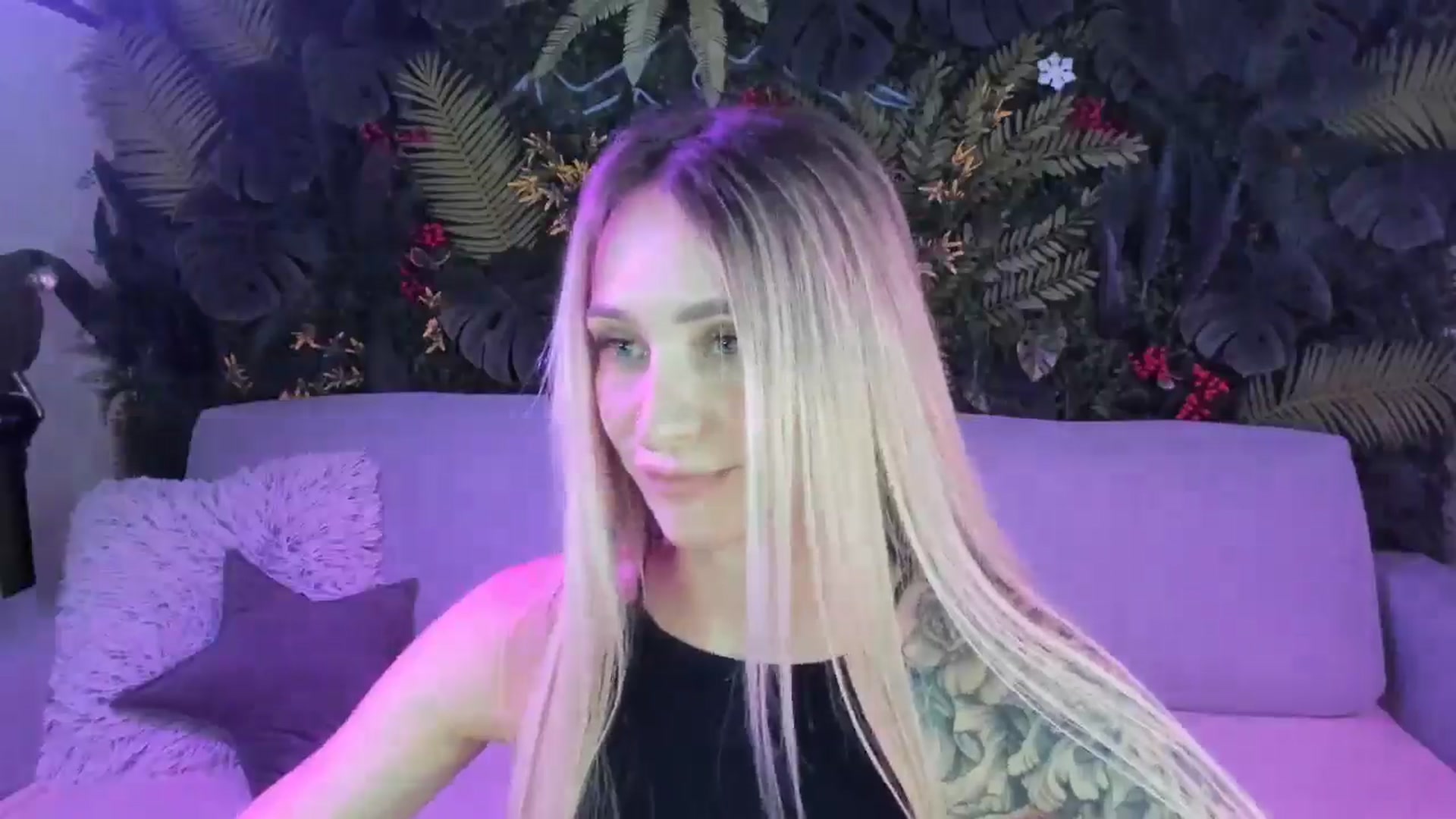 Gallery image thumbnail from Horny_Blond's myfreecams stream on, 08/17/2025, 08:08 image 13 of 20