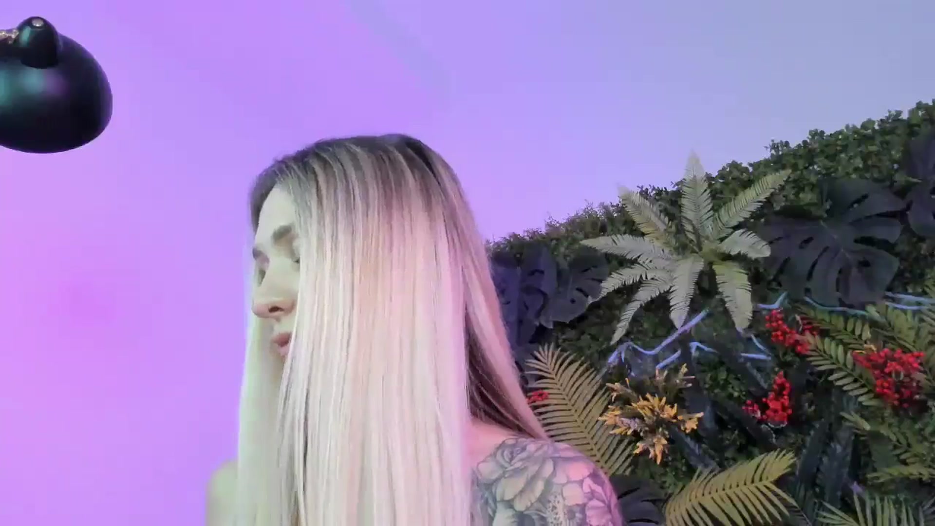 Gallery image thumbnail from Horny_Blond's myfreecams stream on, 08/17/2025, 08:44 image 19 of 20