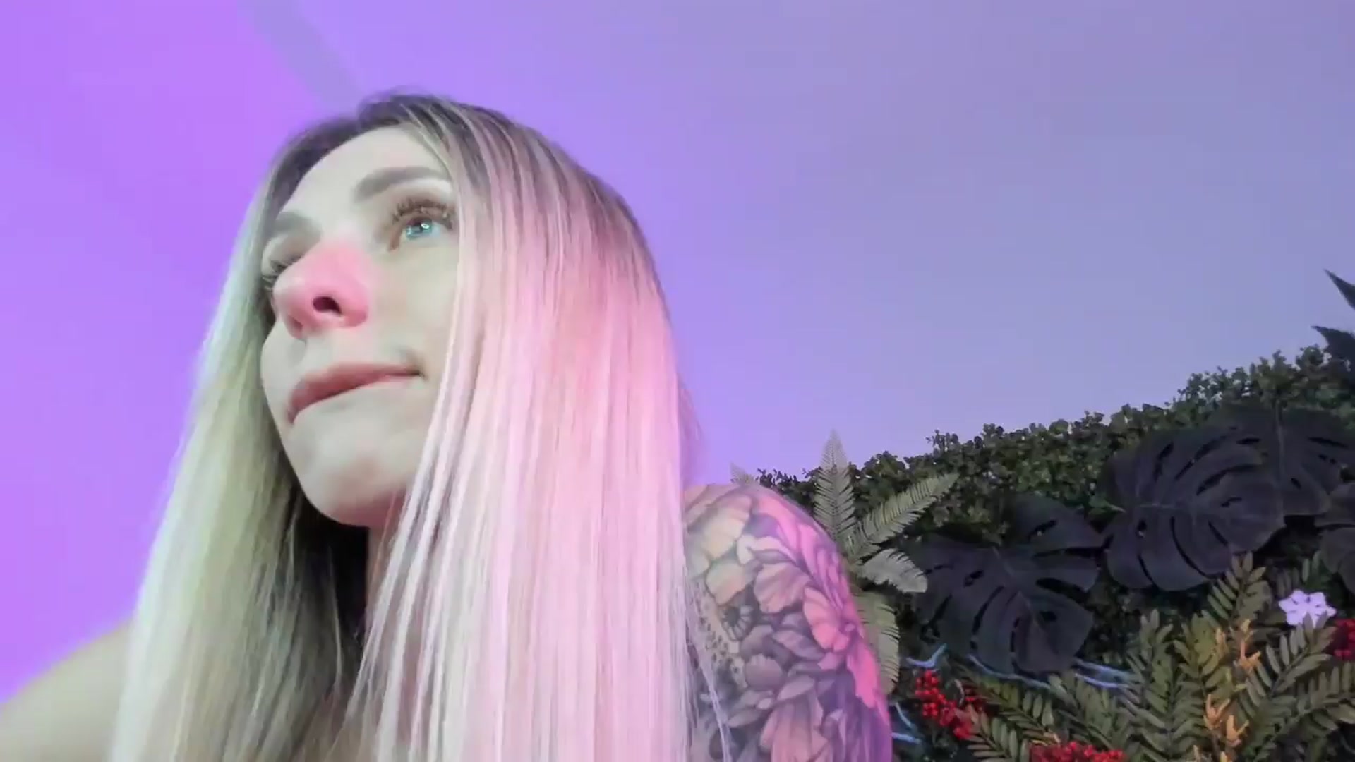Gallery image thumbnail from Horny_Blond's myfreecams stream on, 08/17/2025, 08:55 image 12 of 20