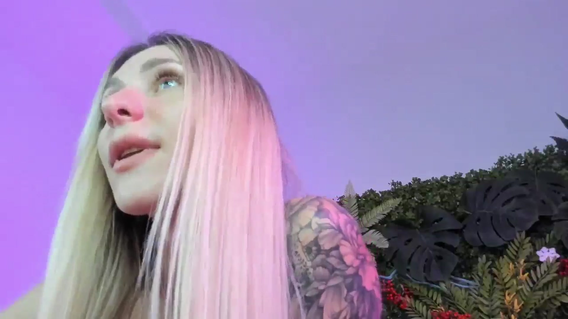Gallery image thumbnail from Horny_Blond's myfreecams stream on, 08/17/2025, 08:55 image 11 of 20