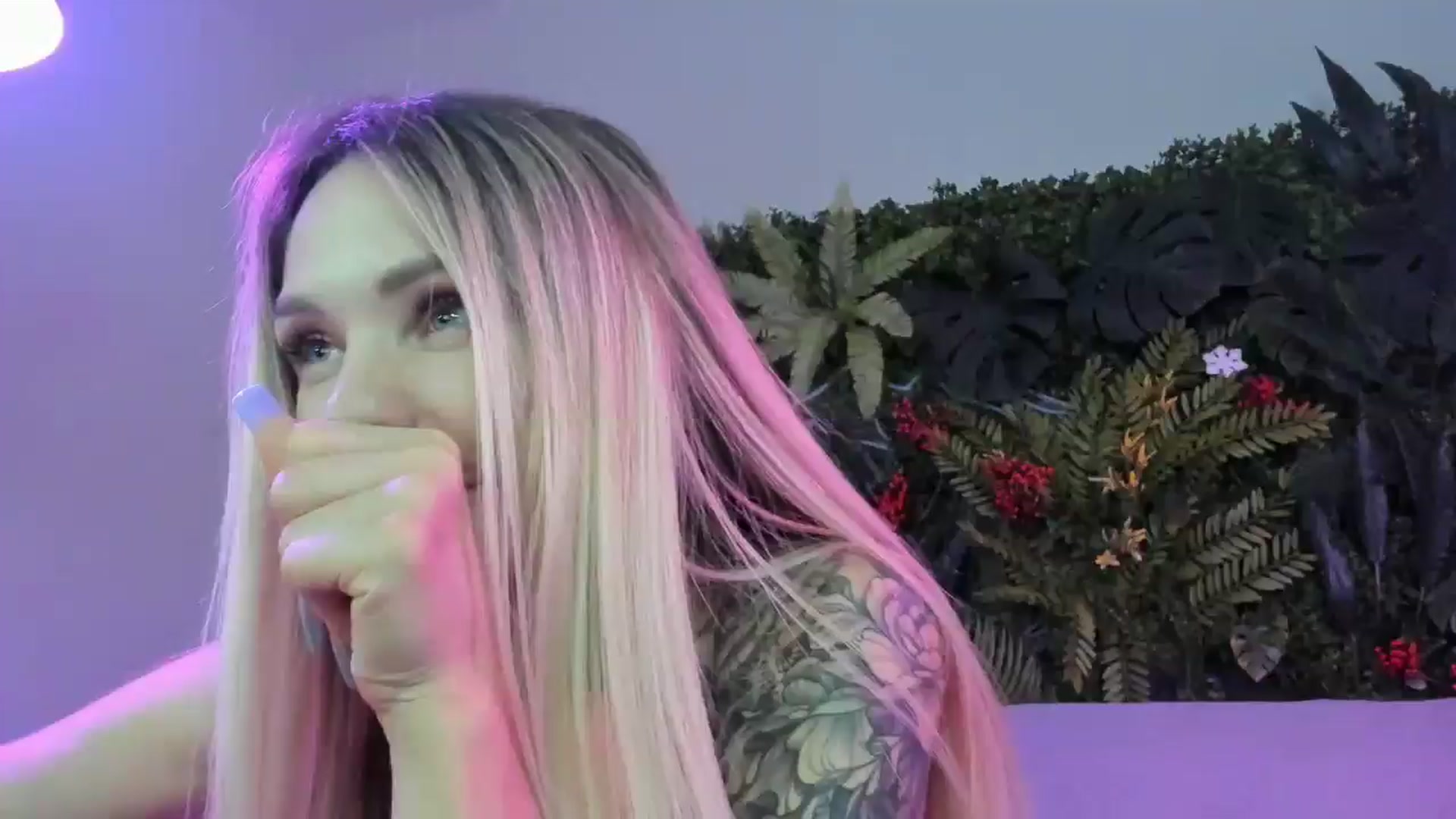 Gallery image thumbnail from Horny_Blond's myfreecams stream on, 08/17/2025, 12:59 image 4 of 20
