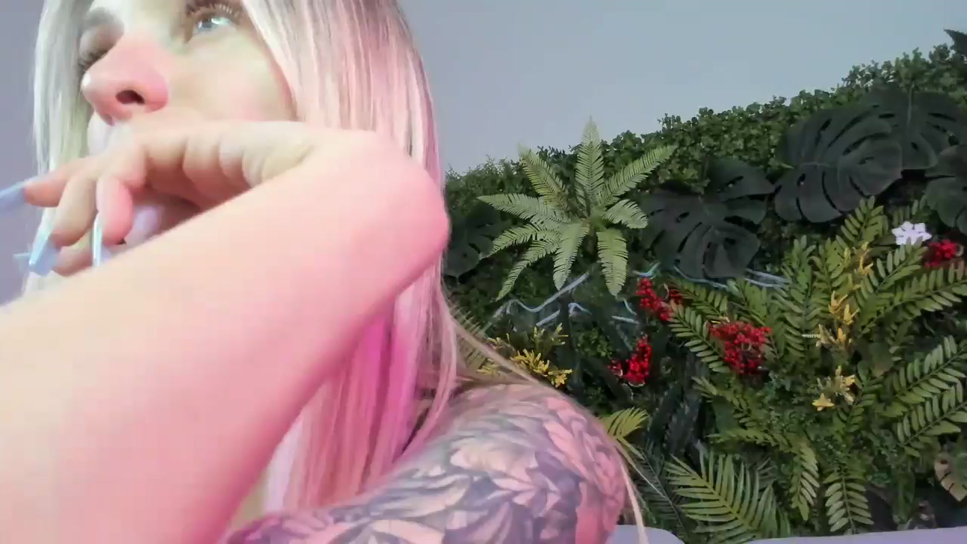 Gallery image thumbnail from Horny_Blond's myfreecams stream on, 08/18/2025, 09:16 image 9 of 20