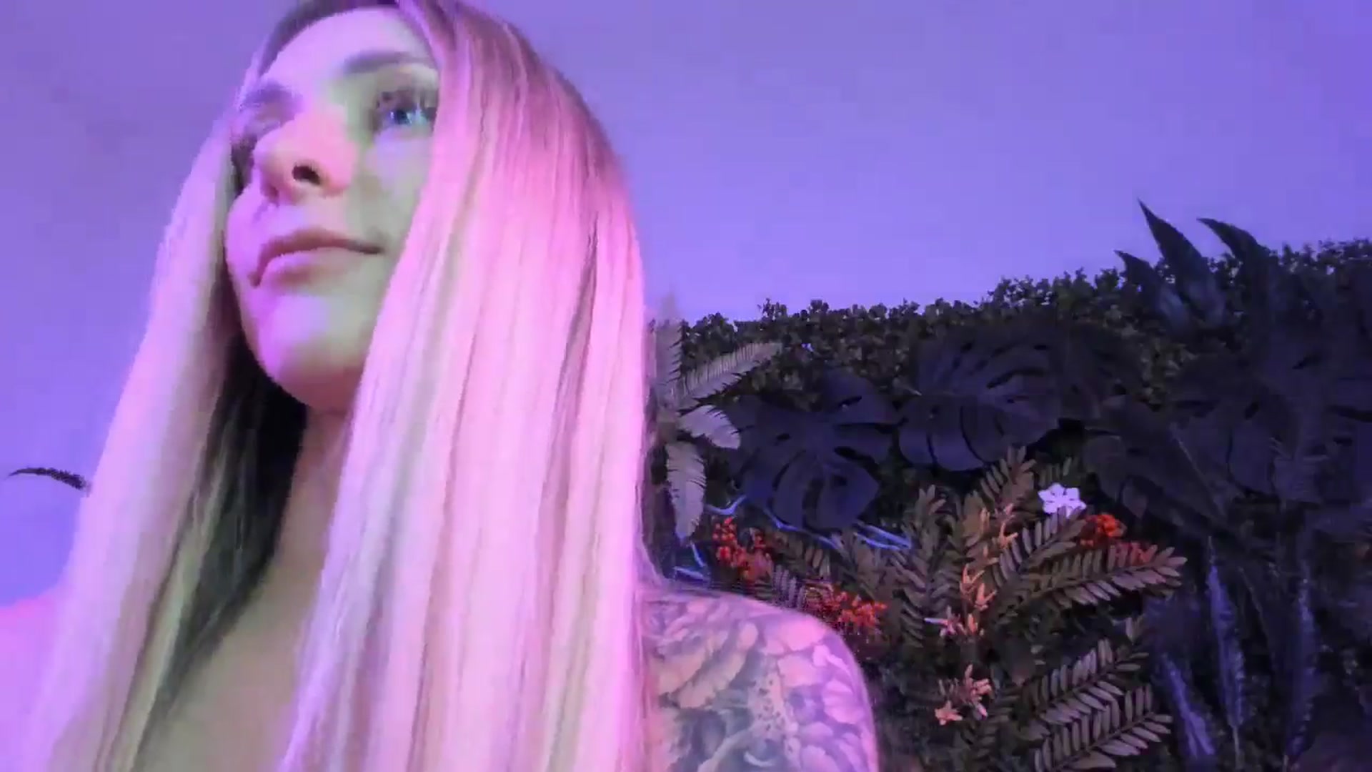 Gallery image thumbnail from Horny_Blond's myfreecams stream on, 08/23/2025, 09:08 image 14 of 20