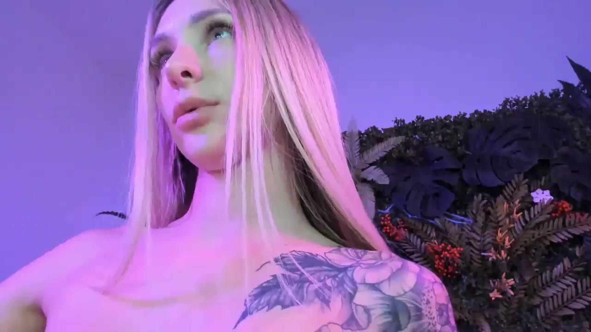 Gallery image thumbnail from Horny_Blond's myfreecams stream on, 08/23/2025, 10:23 image 2 of 20