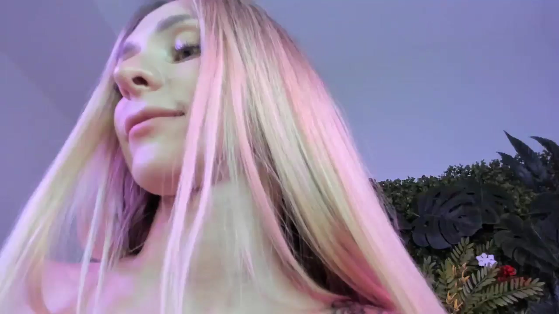 Gallery image thumbnail from Horny_Blond's myfreecams stream on, 08/24/2025, 08:46 image 4 of 20