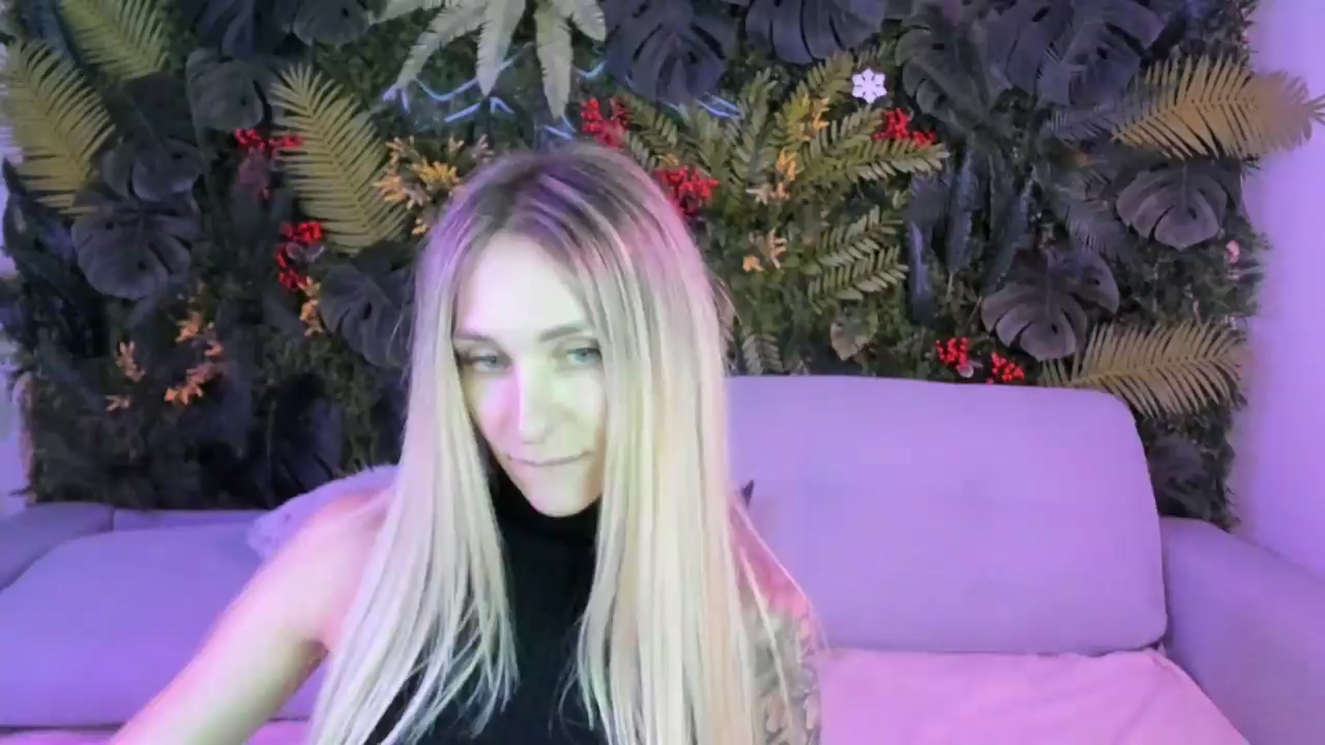 Gallery image thumbnail from Horny_Blond's myfreecams stream on, 08/24/2025, 11:21 image 1 of 20