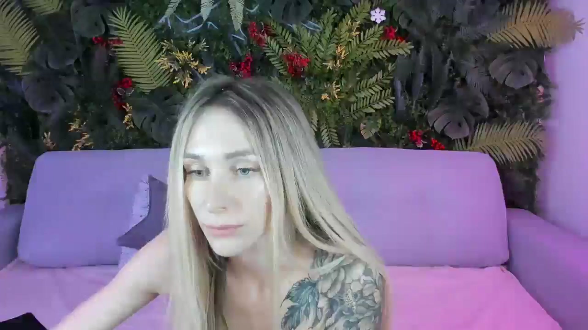 Gallery image thumbnail from Horny_Blond's myfreecams stream on, 08/25/2025, 10:08 image 17 of 20