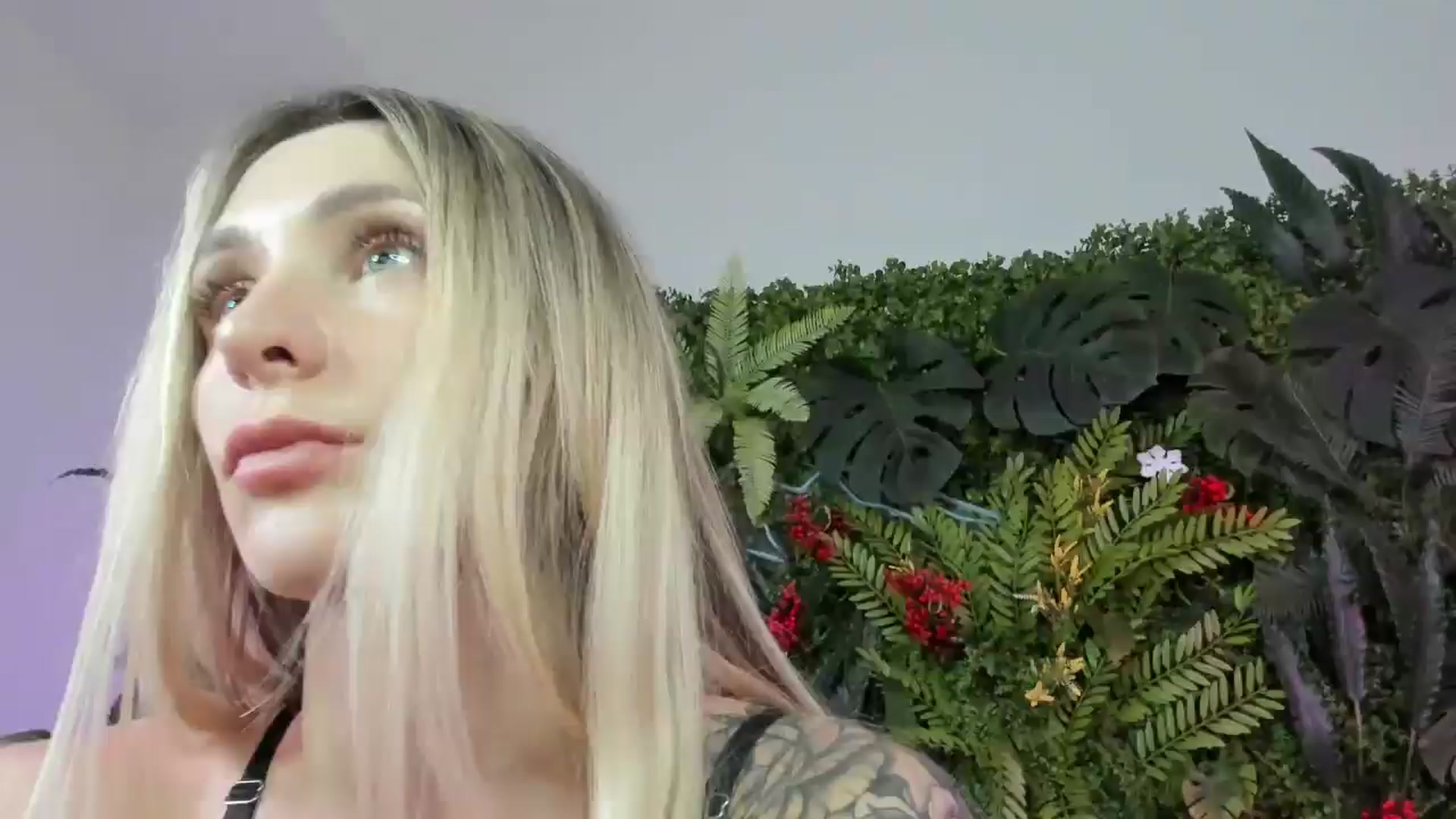 Gallery image thumbnail from Horny_Blond's myfreecams stream on, 08/25/2025, 11:28 image 1 of 20