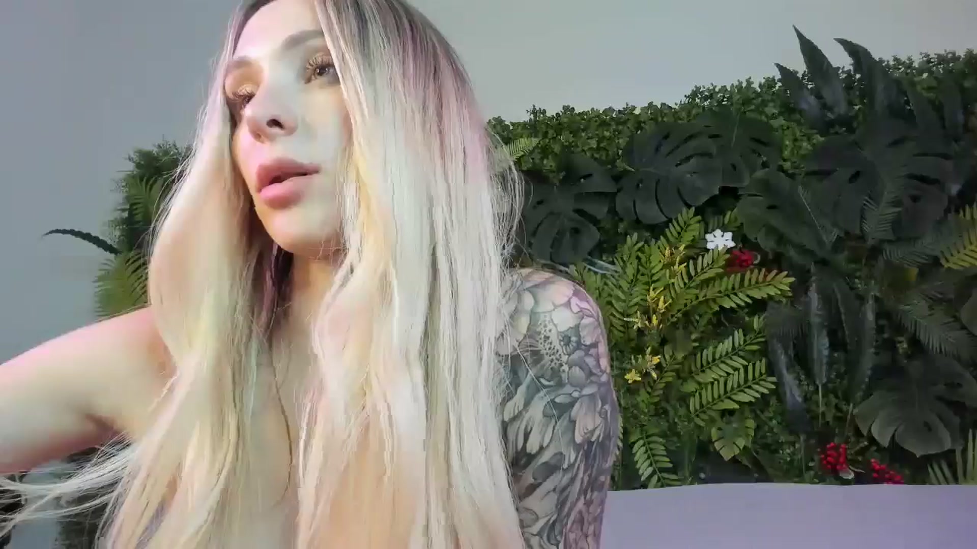 Gallery image thumbnail from Horny_Blond's myfreecams stream on, 08/26/2025, 10:31 image 17 of 20