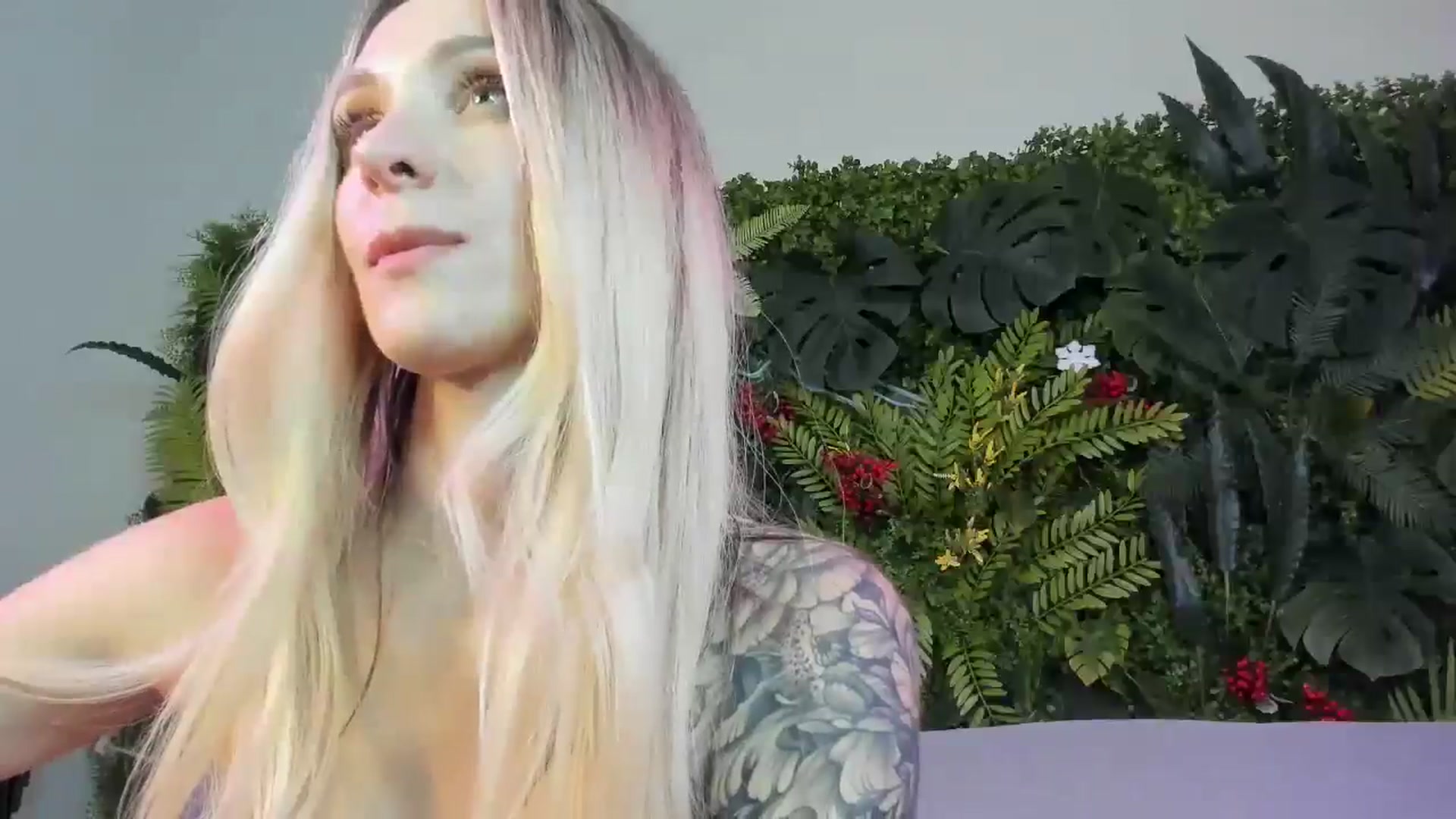 Gallery image thumbnail from Horny_Blond's myfreecams stream on, 08/26/2025, 10:31 image 13 of 20