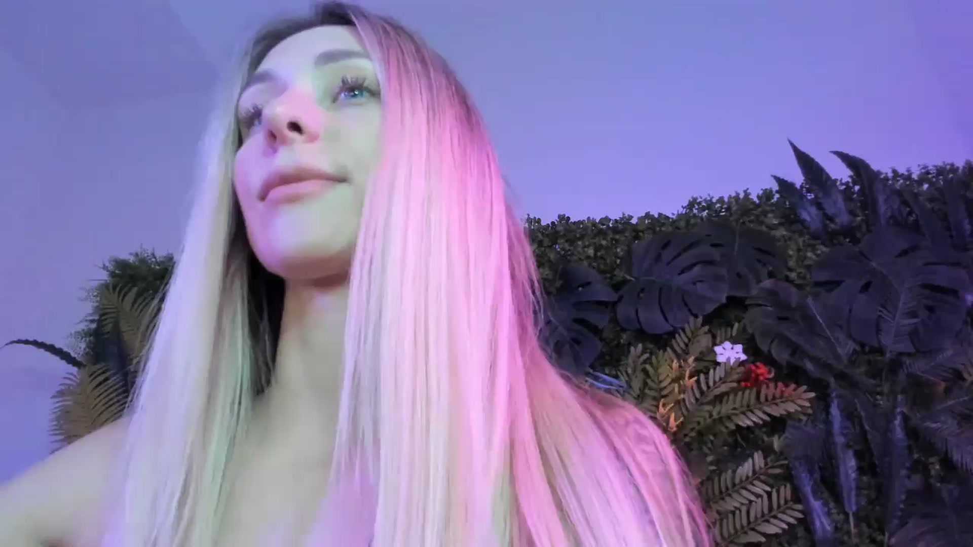 Gallery image thumbnail from Horny_Blond's myfreecams stream on, 08/30/2025, 09:17 image 1 of 20