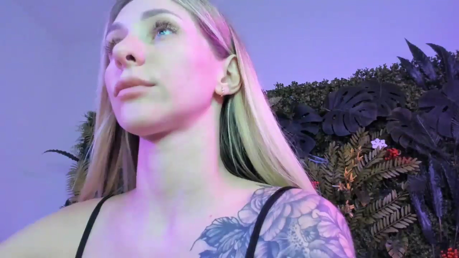 Gallery image thumbnail from Horny_Blond's myfreecams stream on, 08/30/2025, 10:05 image 4 of 20
