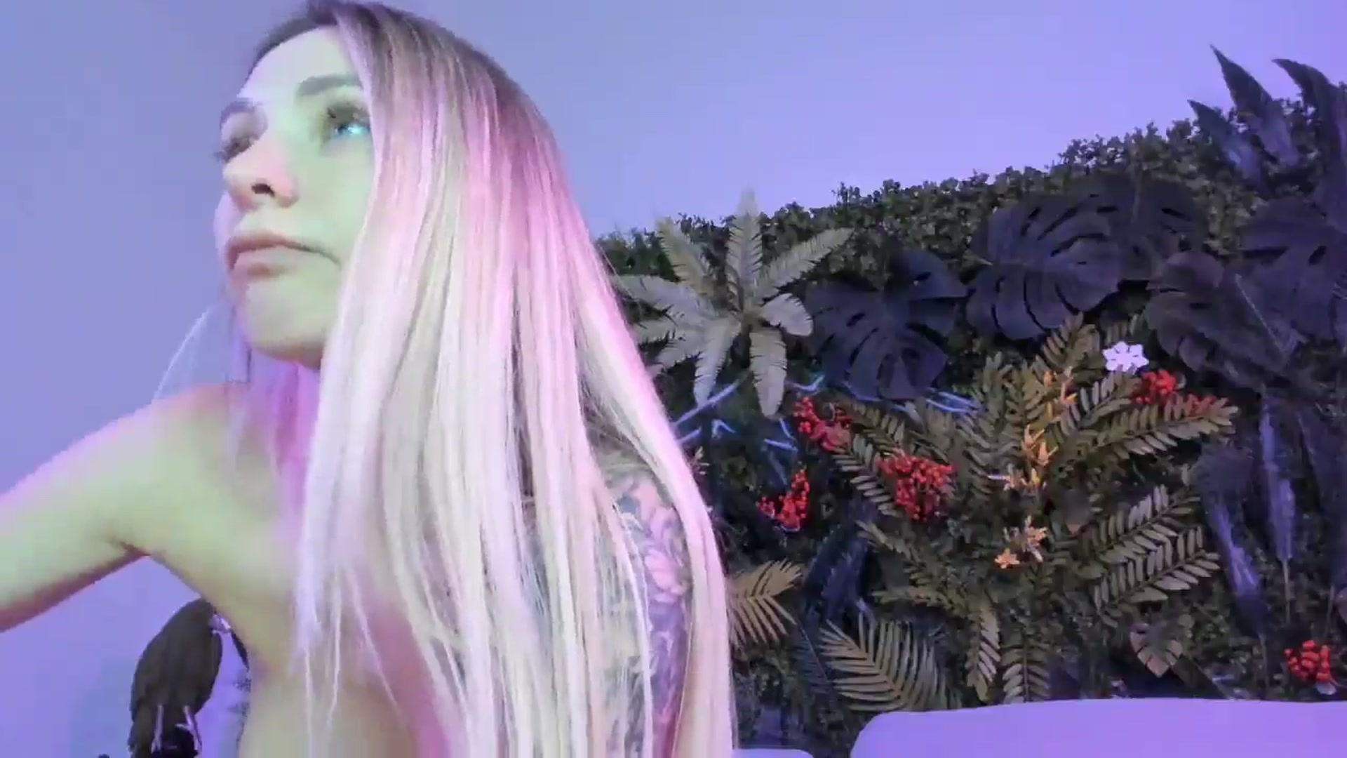 Gallery image thumbnail from Horny_Blond's myfreecams stream on, 08/30/2025, 11:52 image 11 of 20