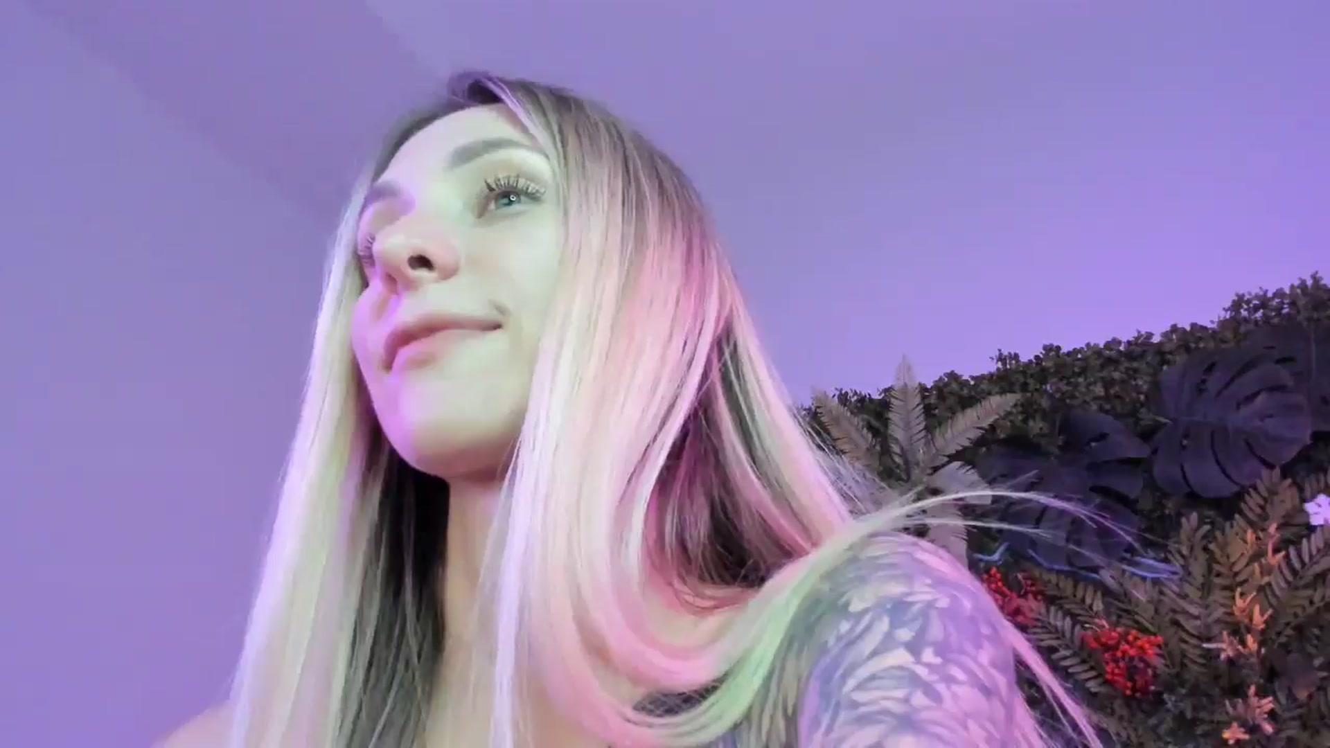 Gallery image thumbnail from Horny_Blond's myfreecams stream on, 08/30/2025, 12:06 image 17 of 20