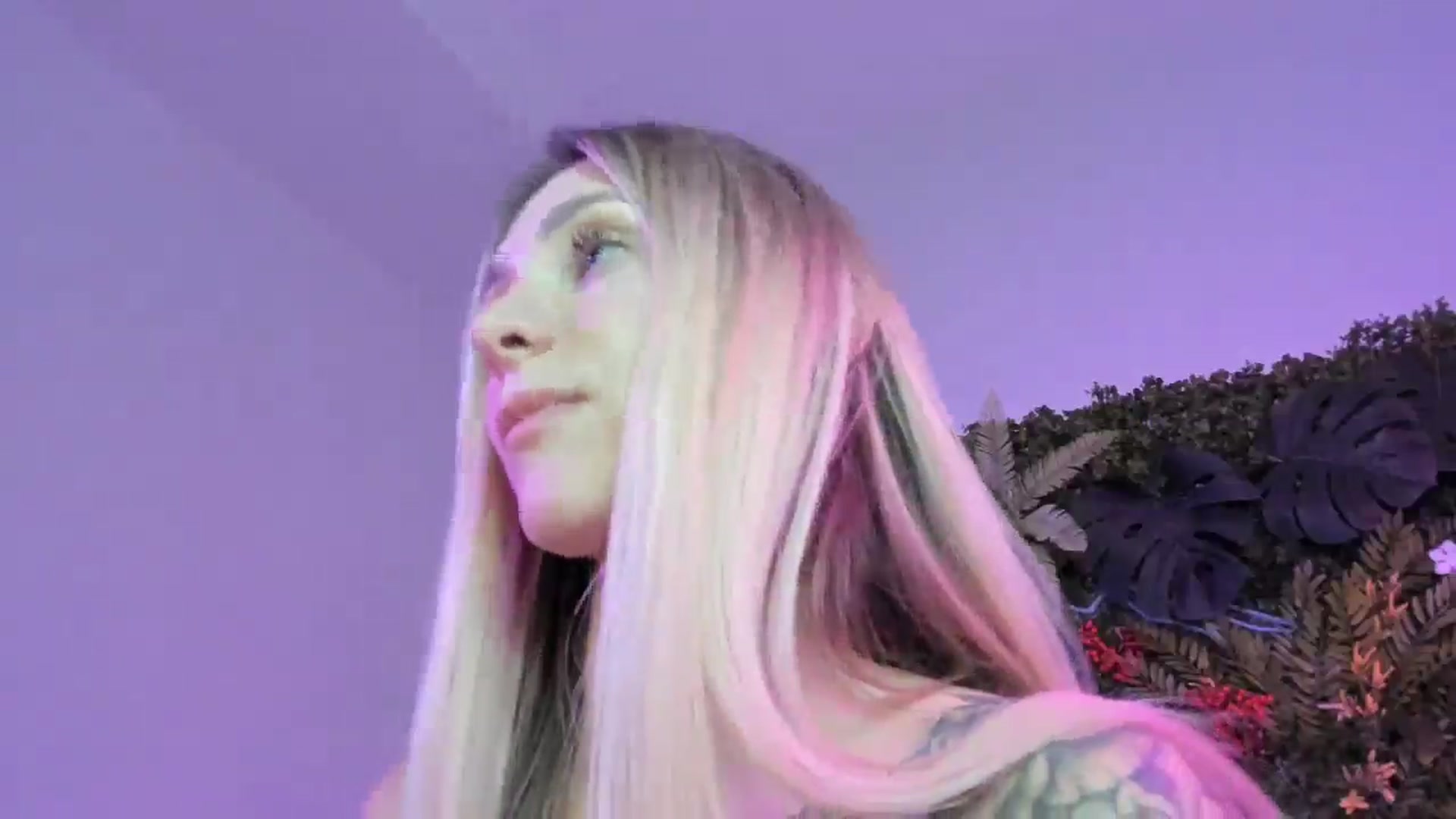 Gallery image thumbnail from Horny_Blond's myfreecams stream on, 08/30/2025, 12:06 image 18 of 20